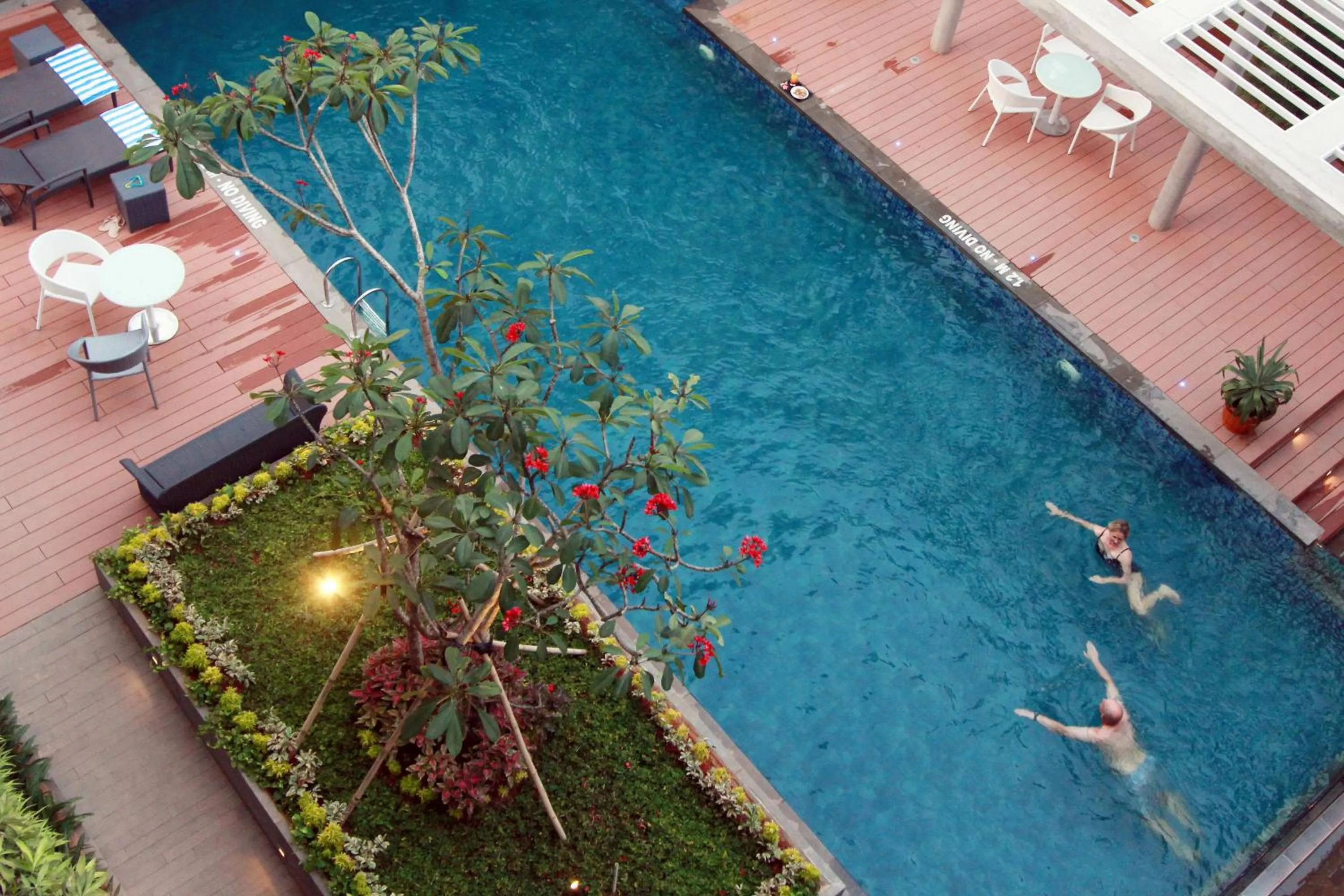 Swimming pool in Ra Premiere Simatupang