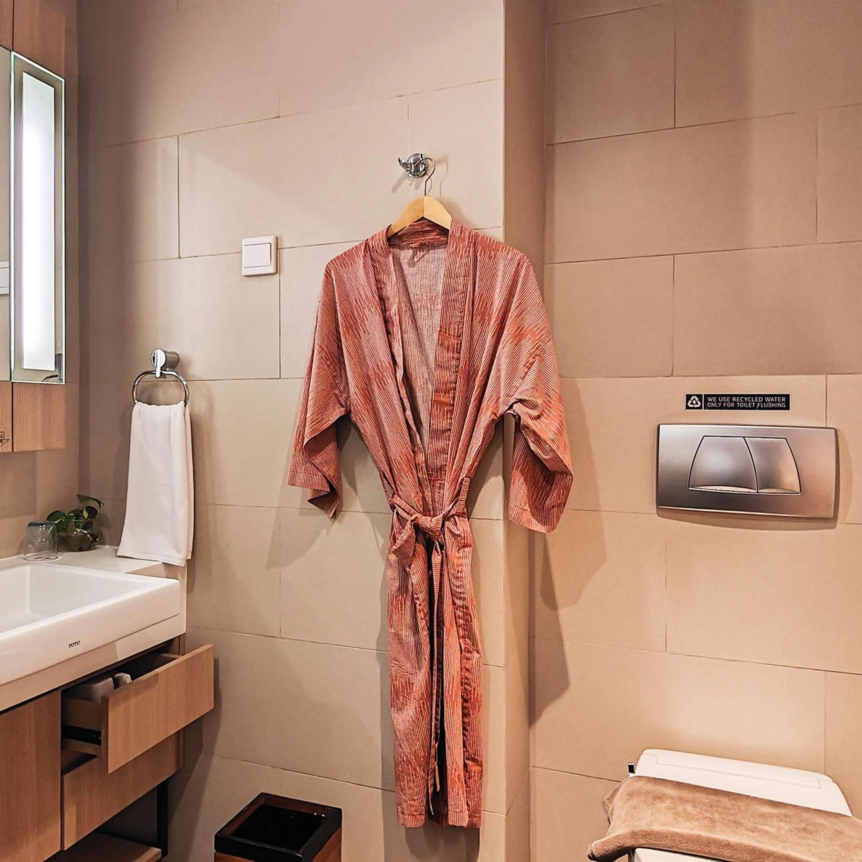 Bathroom in Ra Premiere Simatupang