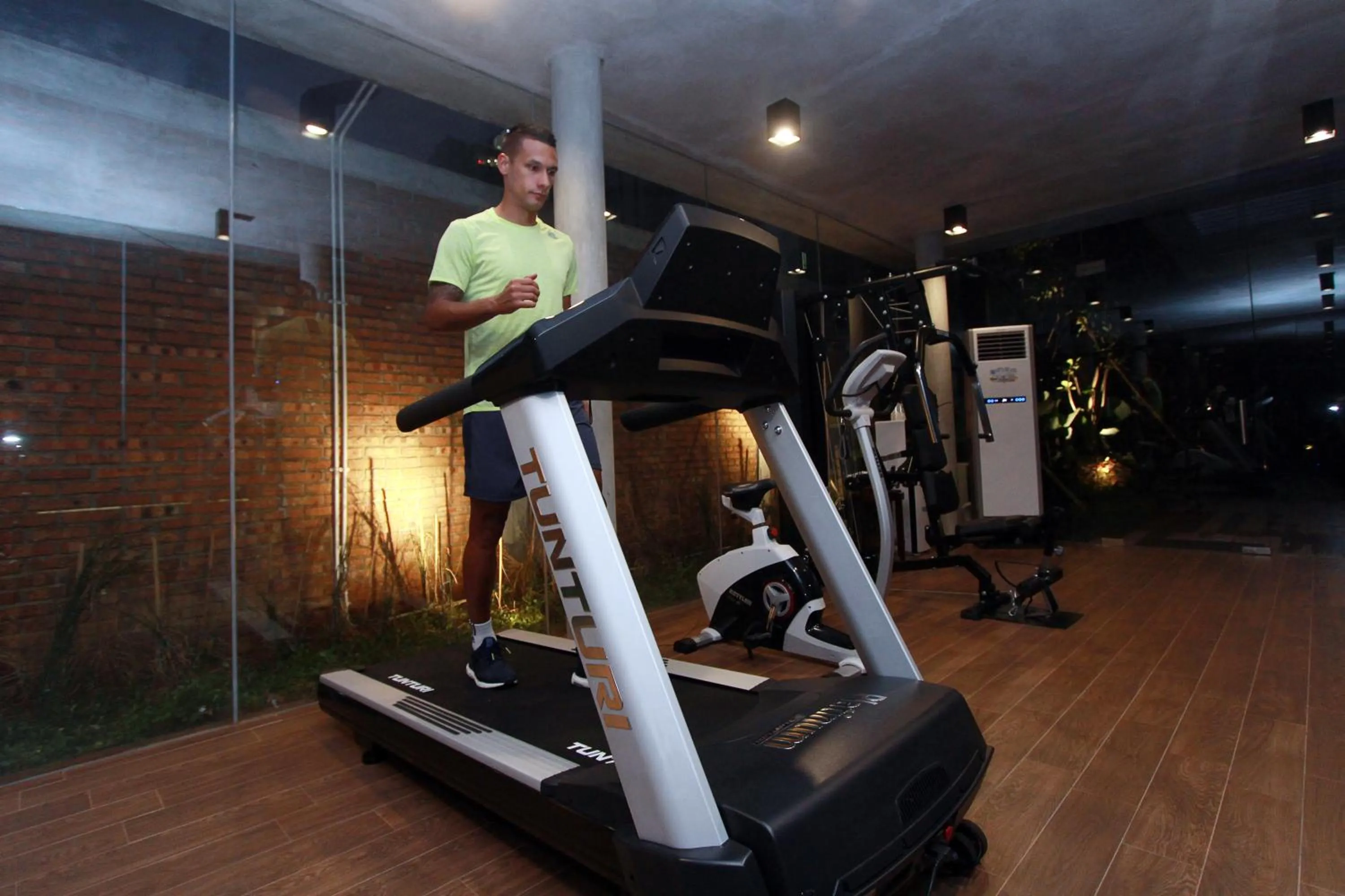 Fitness centre/facilities in Ra Premiere Simatupang