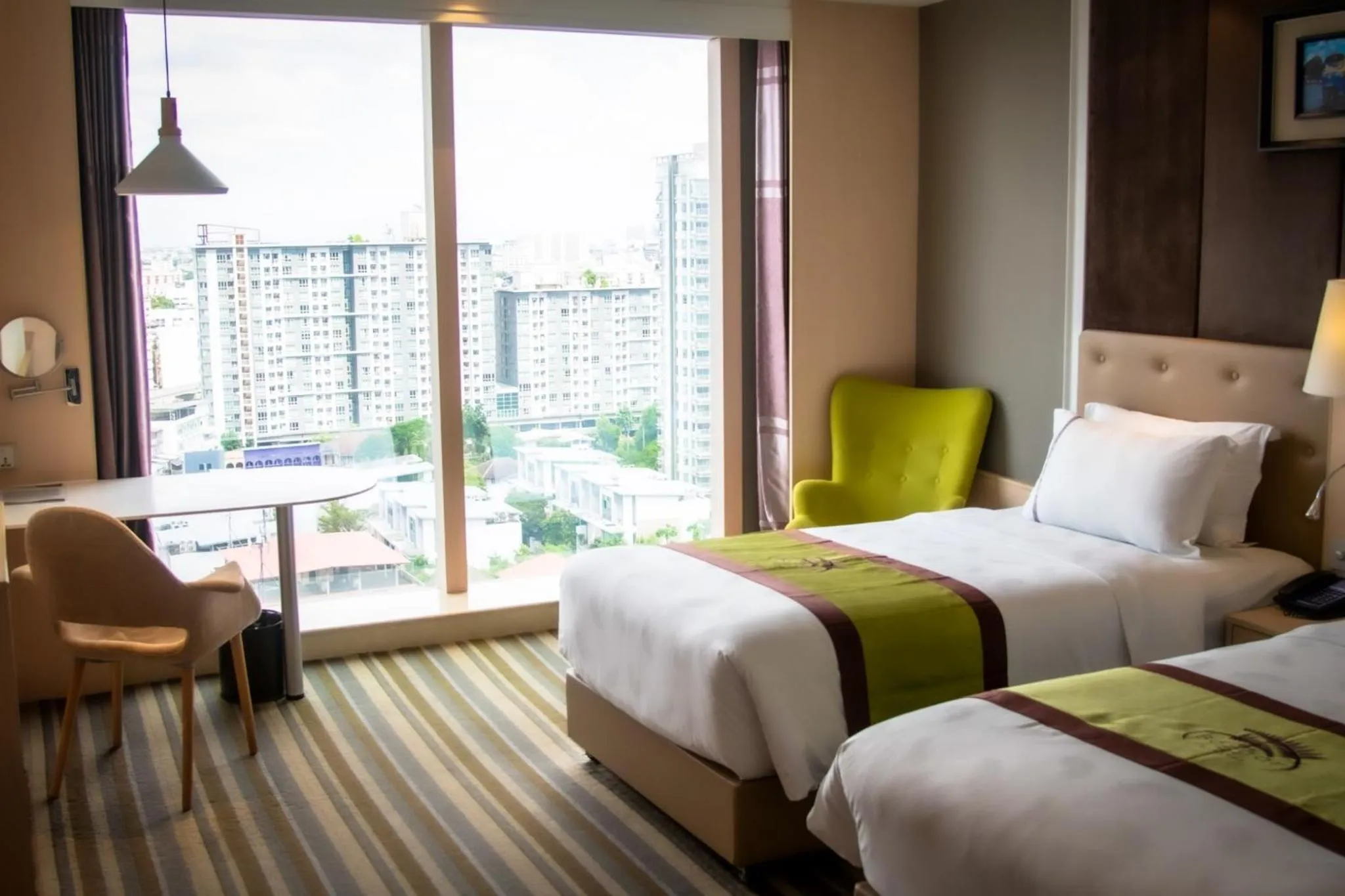 Seating area, Bed in The Bazaar Hotel Bangkok - MRT Lat Phrao Ratchadapisek