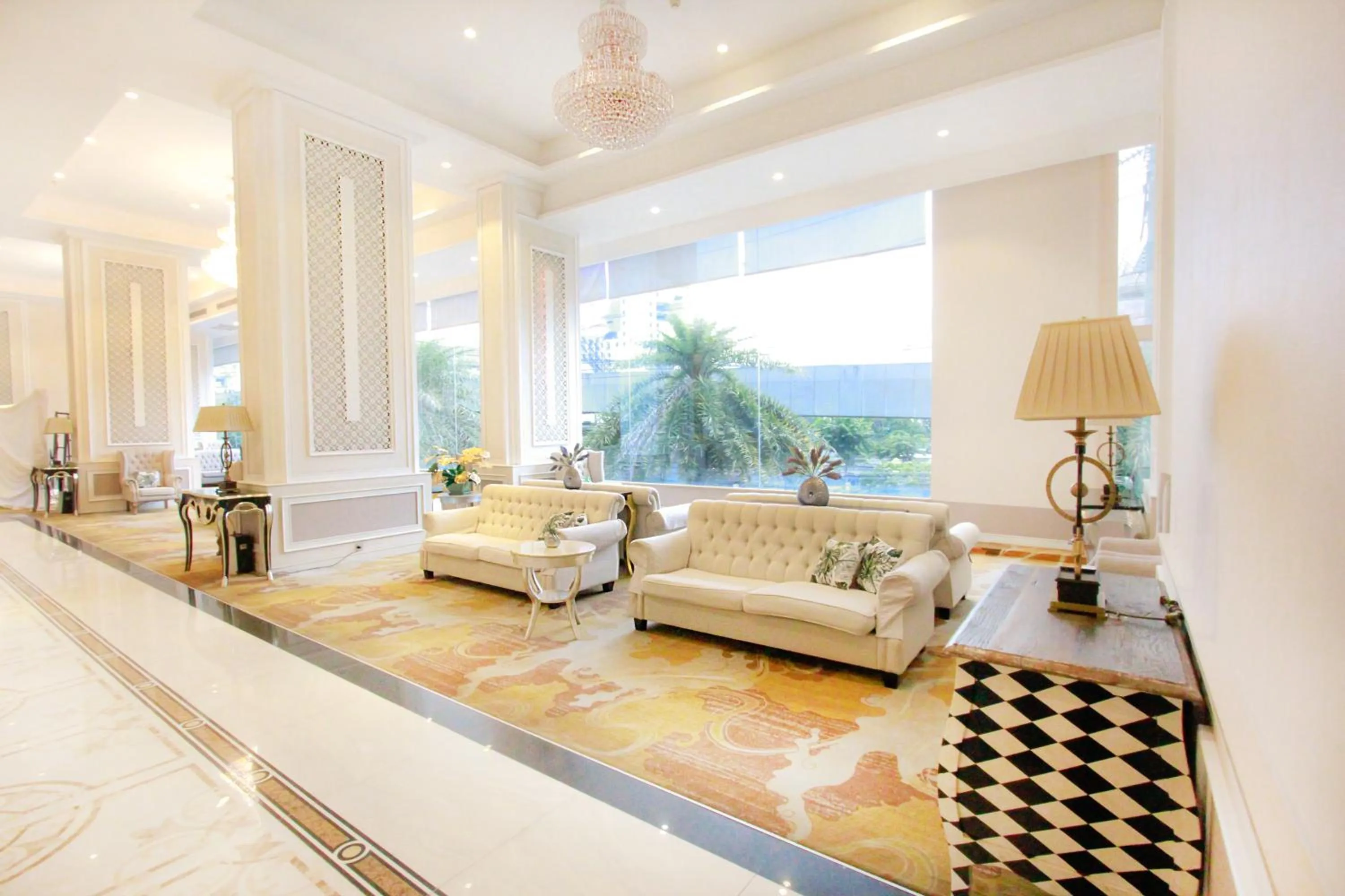 Lobby or reception in The Bazaar Hotel Bangkok - MRT Lat Phrao Ratchadapisek