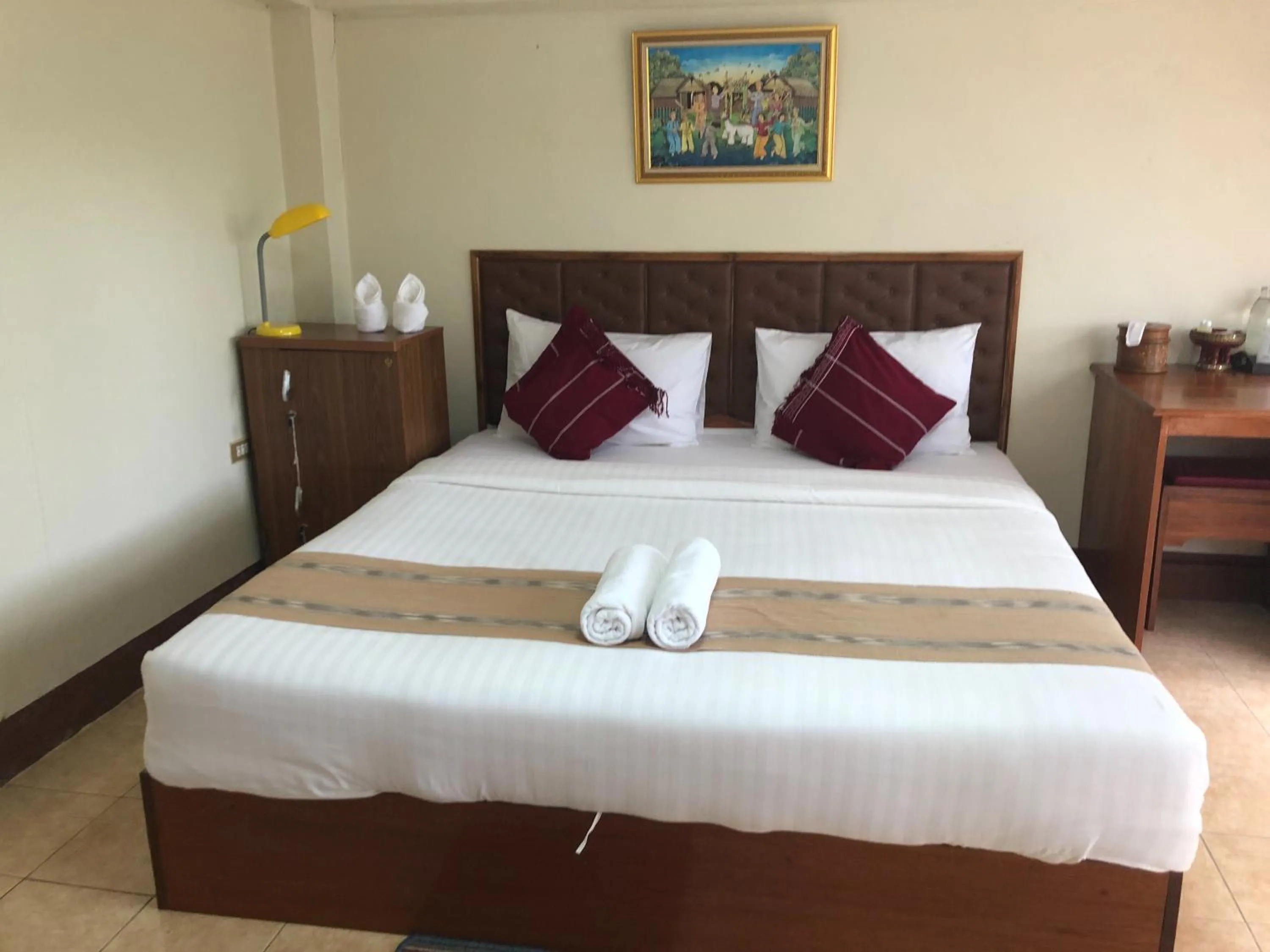 Bed in Mitkhoonyoum Hotel