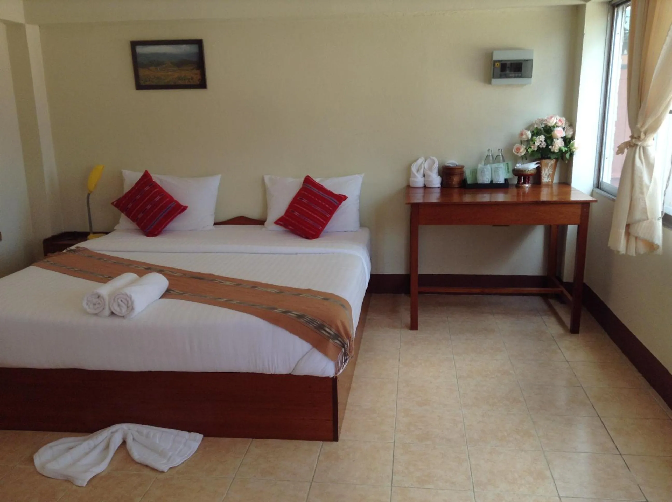 Bed in Mitkhoonyoum Hotel