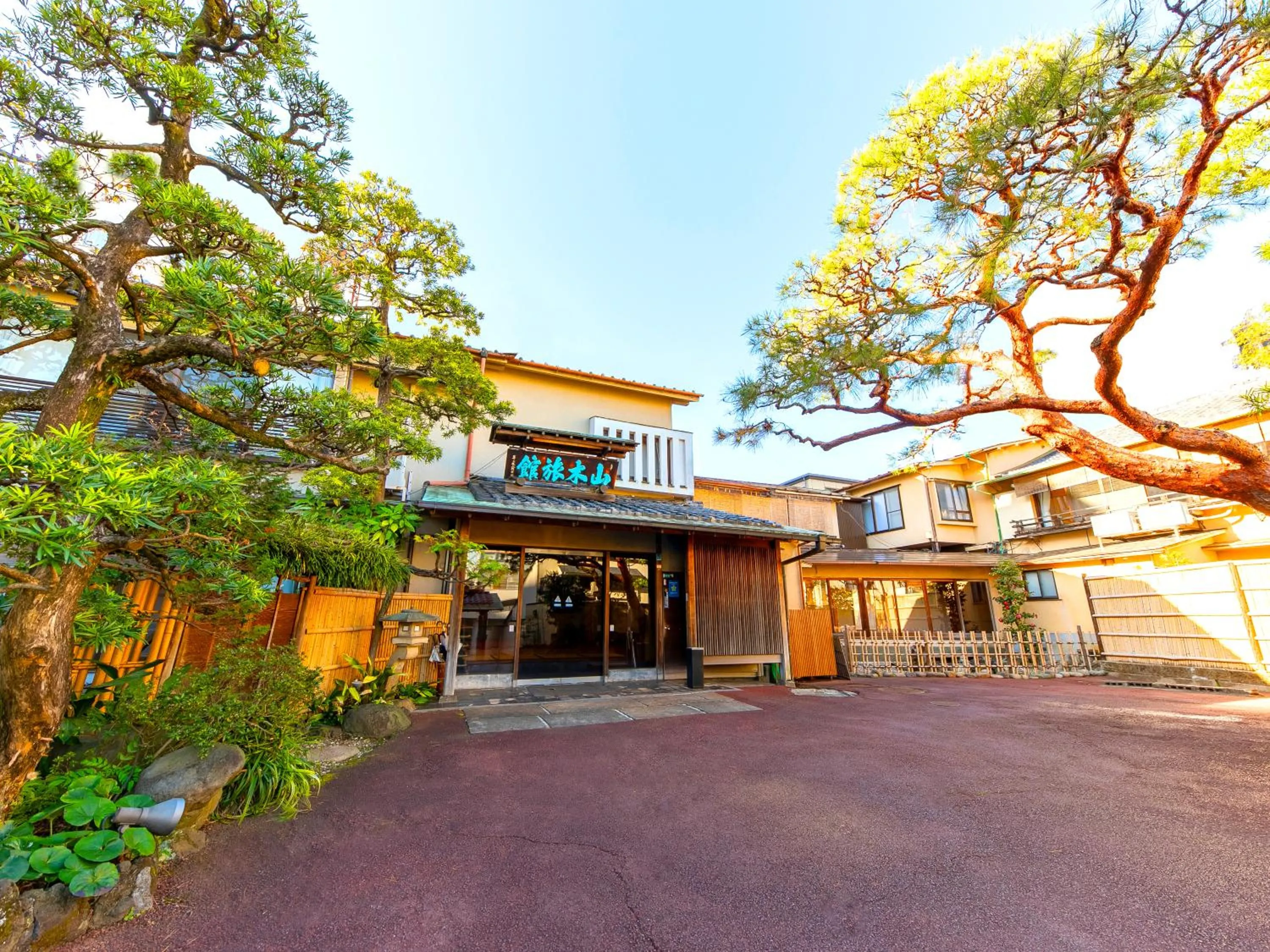 Property building in Atami Onsen Yamaki Ryokan