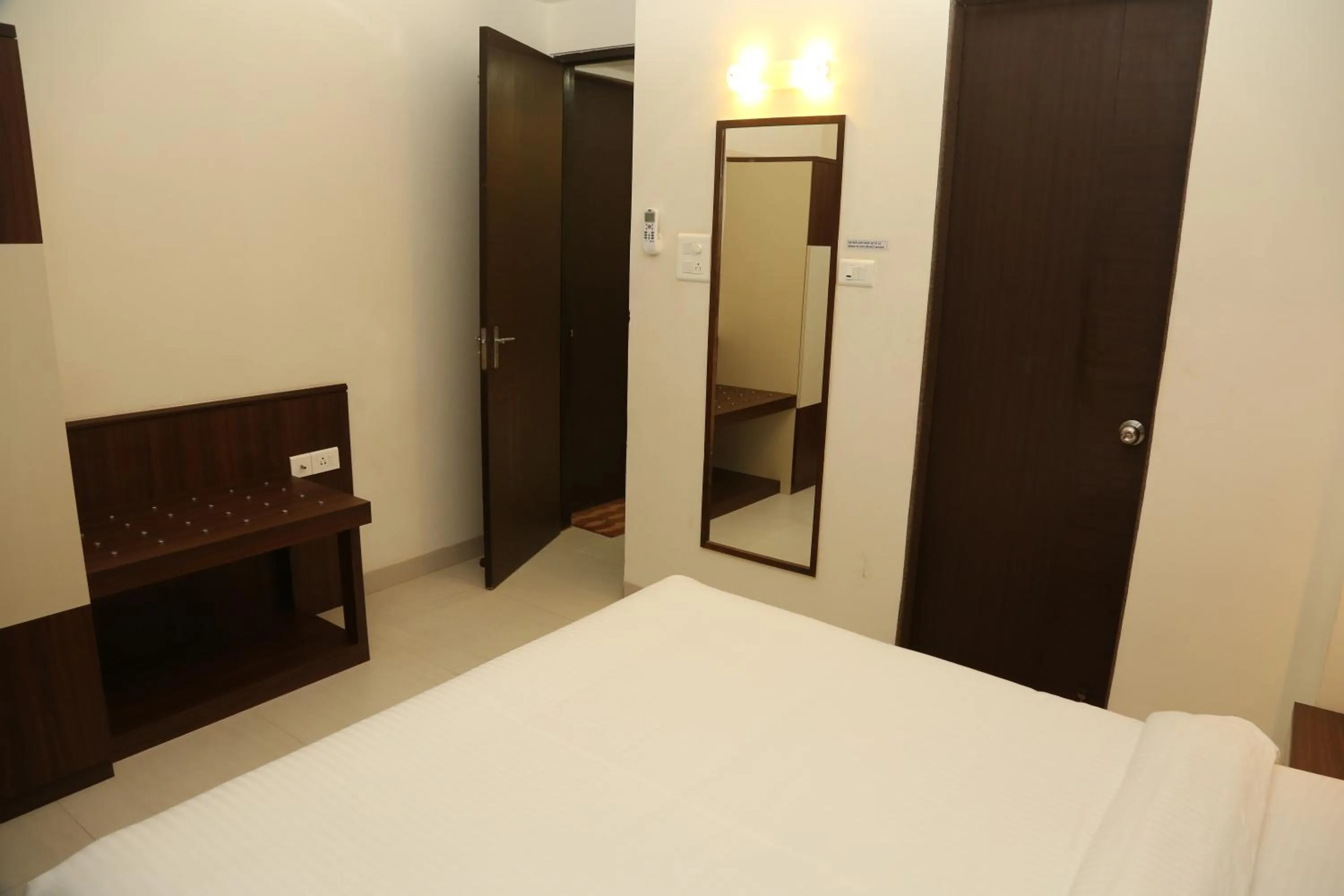 Bedroom, Bed in La Vida Studio Inn Baga- Goa- By Lords Hotels and Resorts