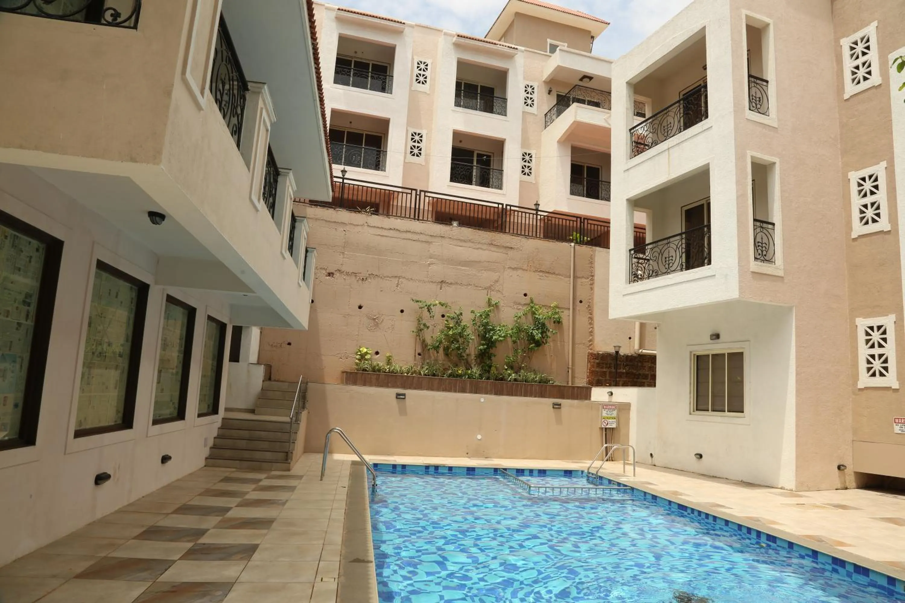 Area and facilities in La Vida Studio Inn Baga- Goa- By Lords Hotels and Resorts