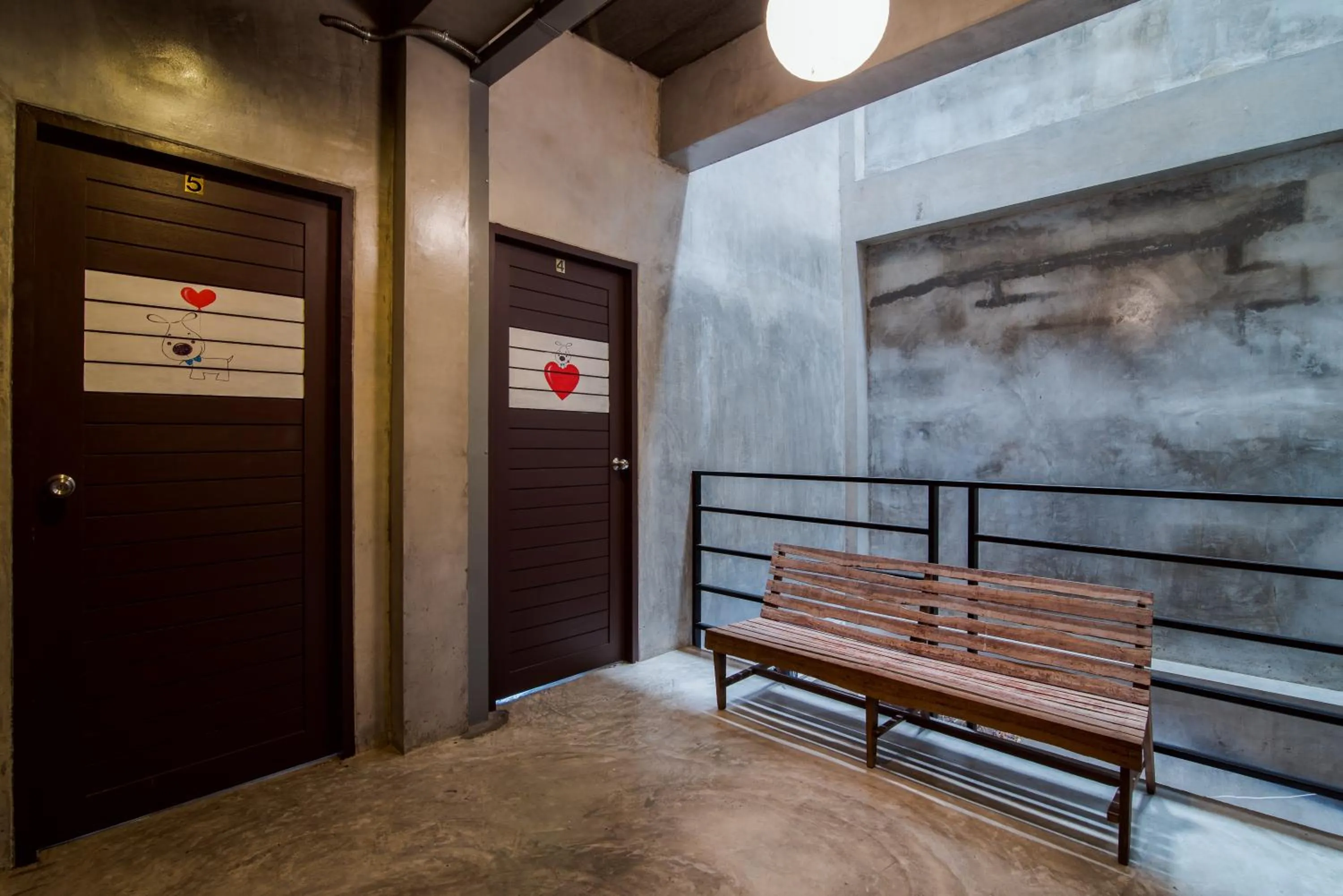 Property building in Lovely Guesthouse 94