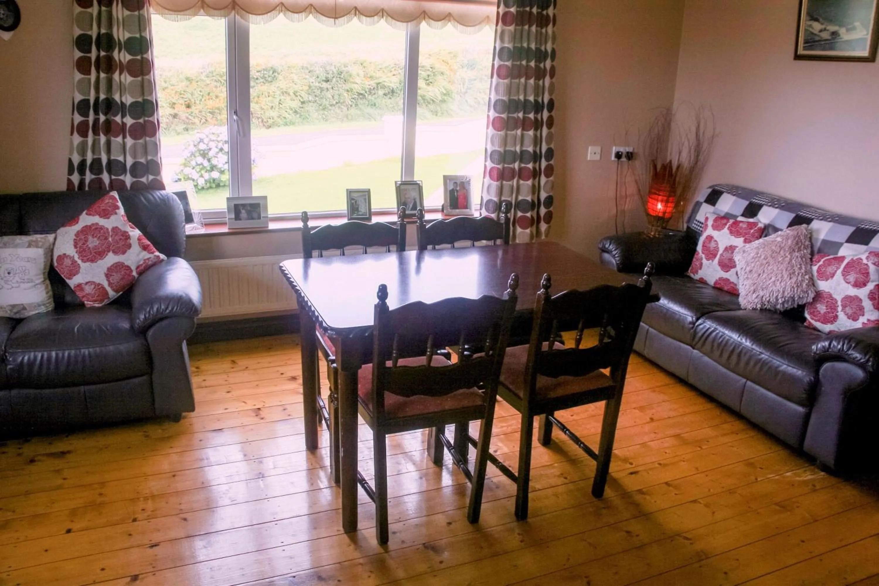 Living room in Hilltop B & B