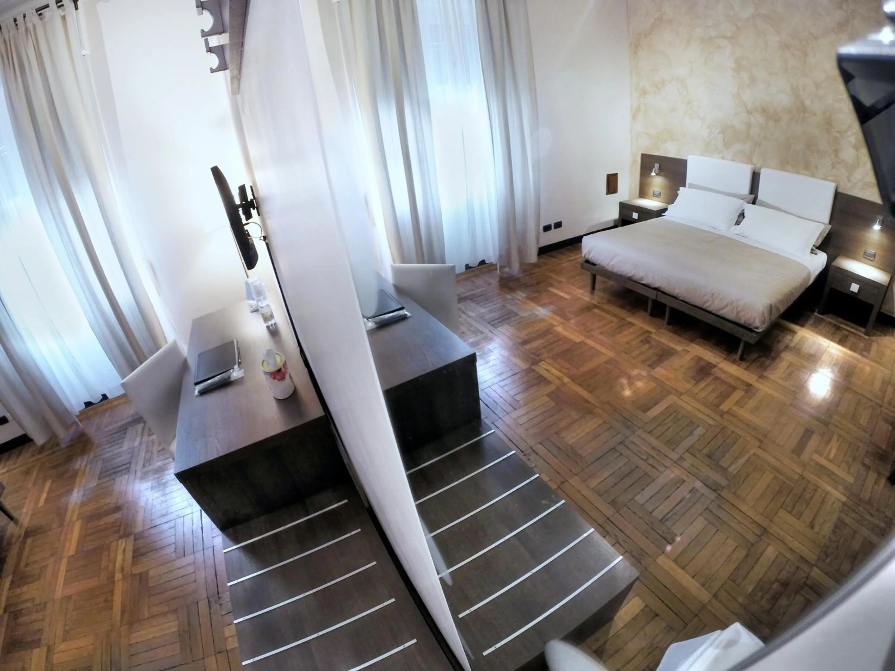 Photo of the whole room, Bed in VITTORIA ROOMS GuestHouse - the Original since 2015