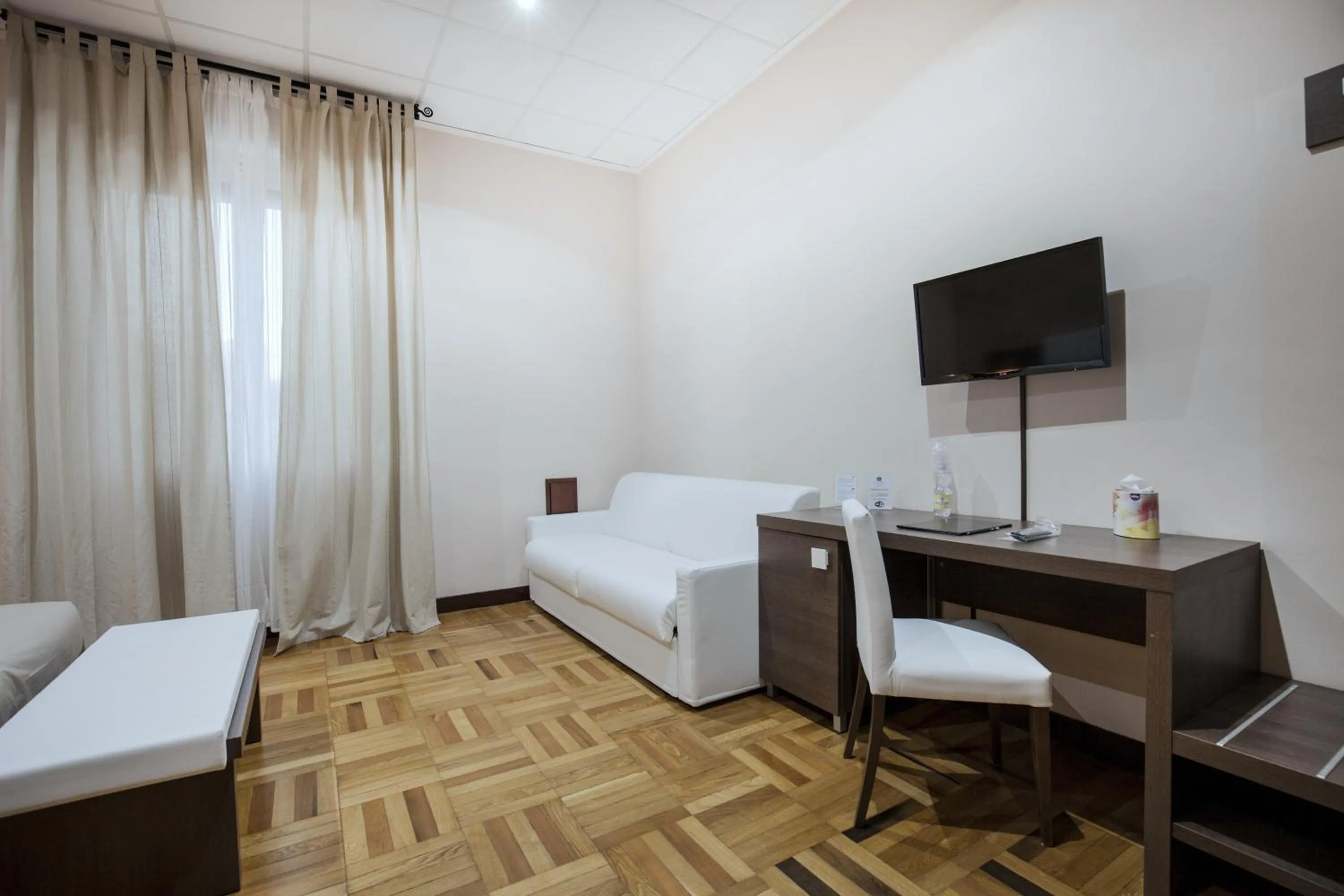 Photo of the whole room, Bed in VITTORIA ROOMS GuestHouse - the Original since 2015