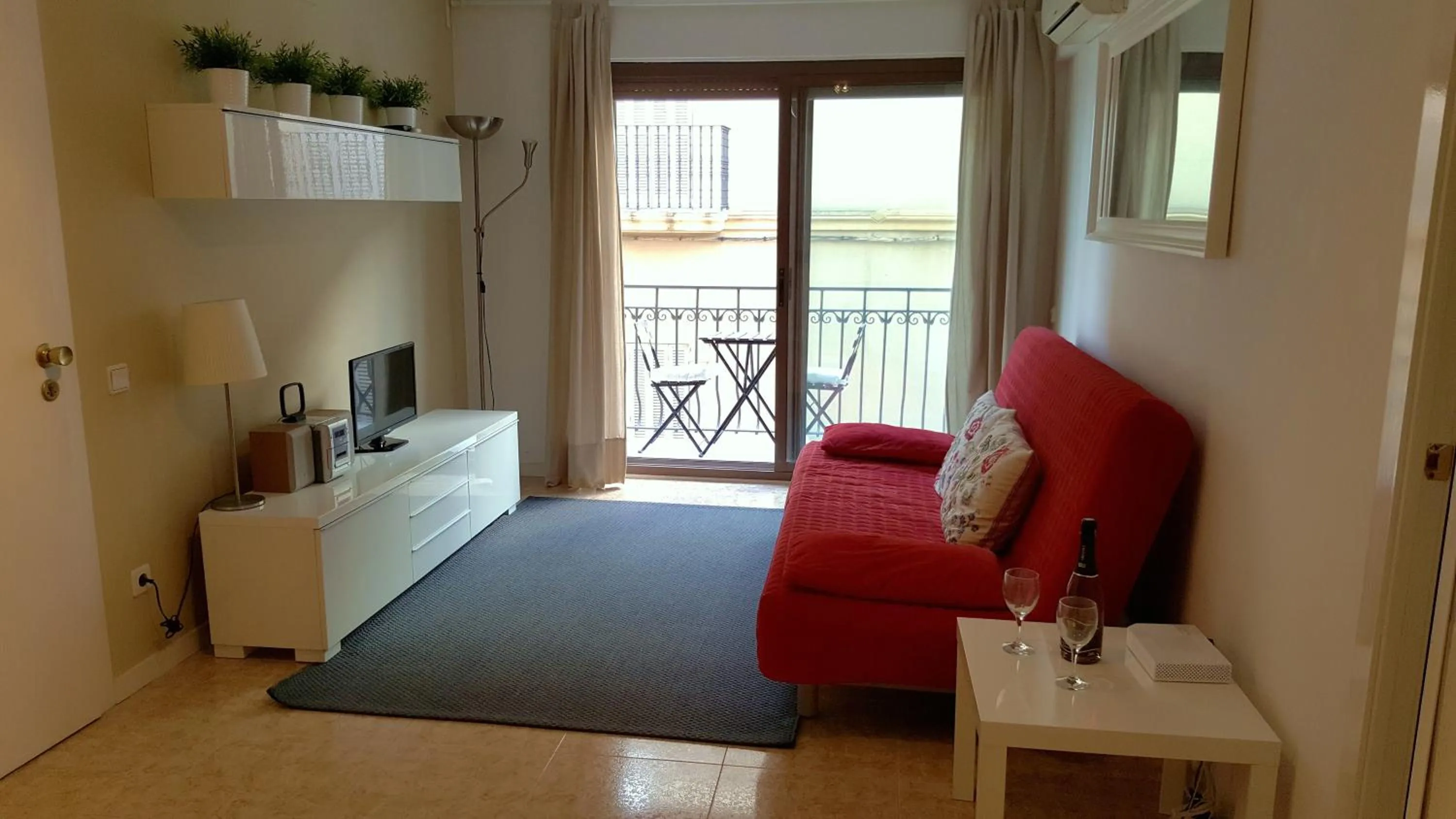 Day in Estrella Primero De Mayo