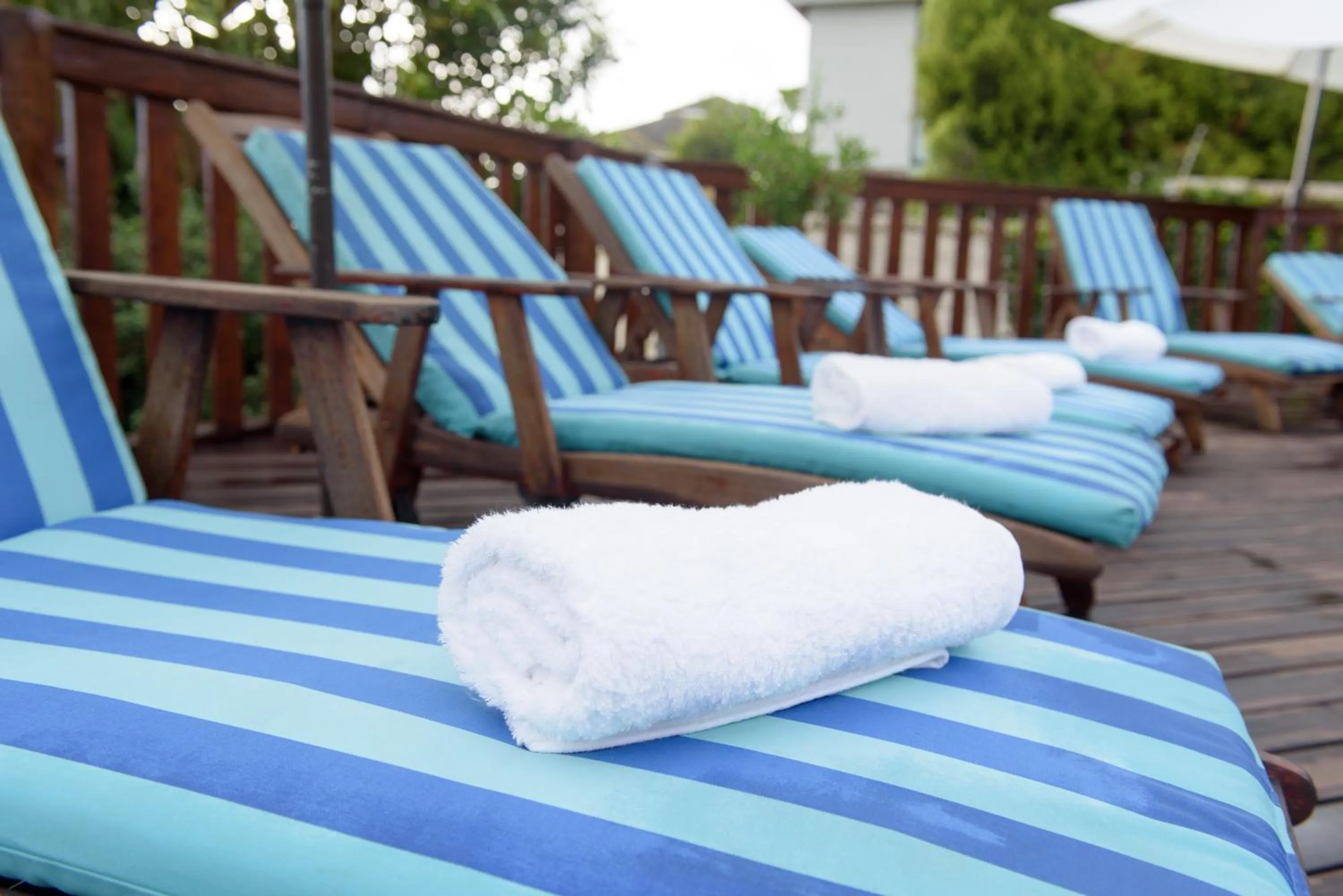 Patio in Whalesong Hotel & Spa