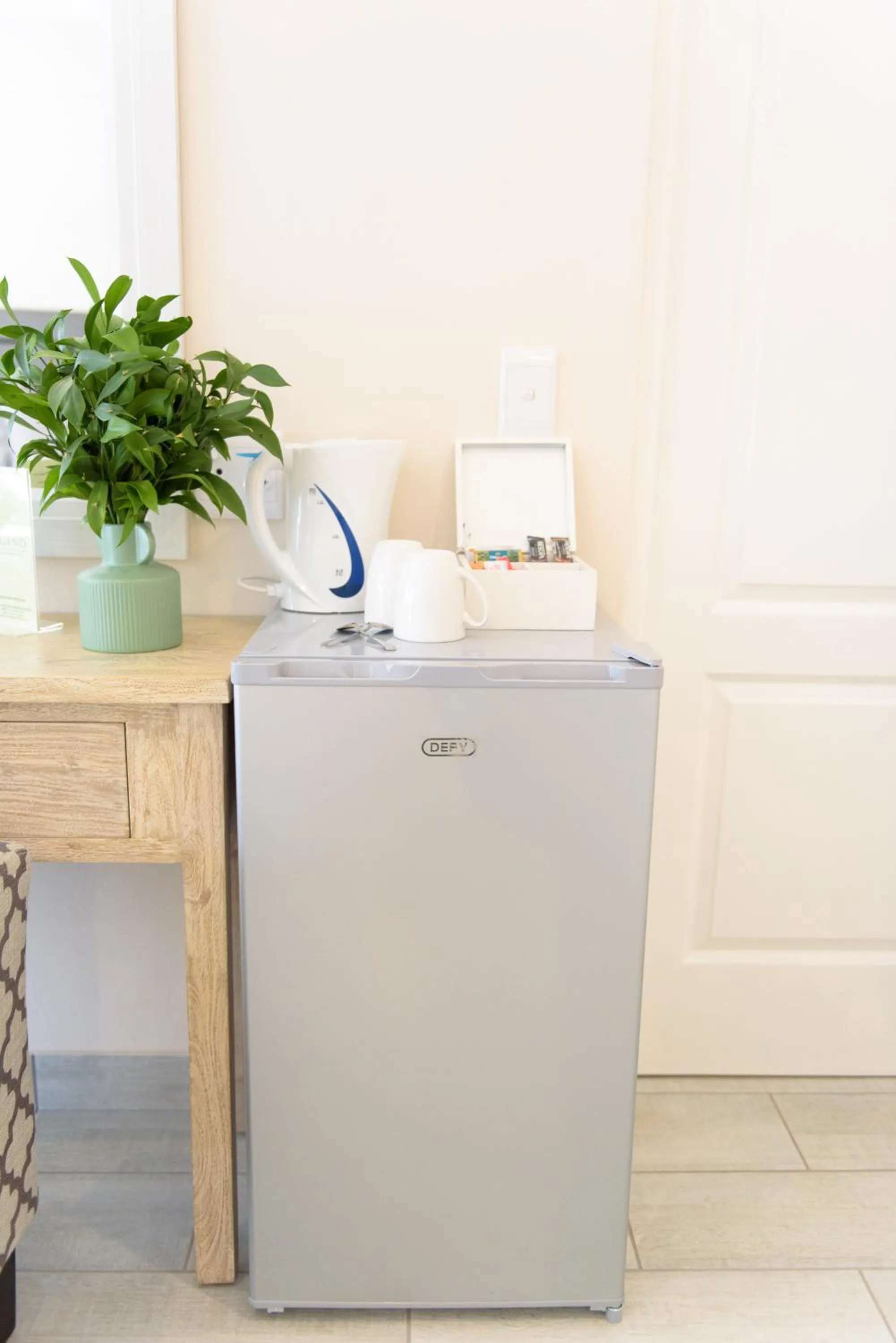 Coffee/tea facilities in Whalesong Hotel & Spa