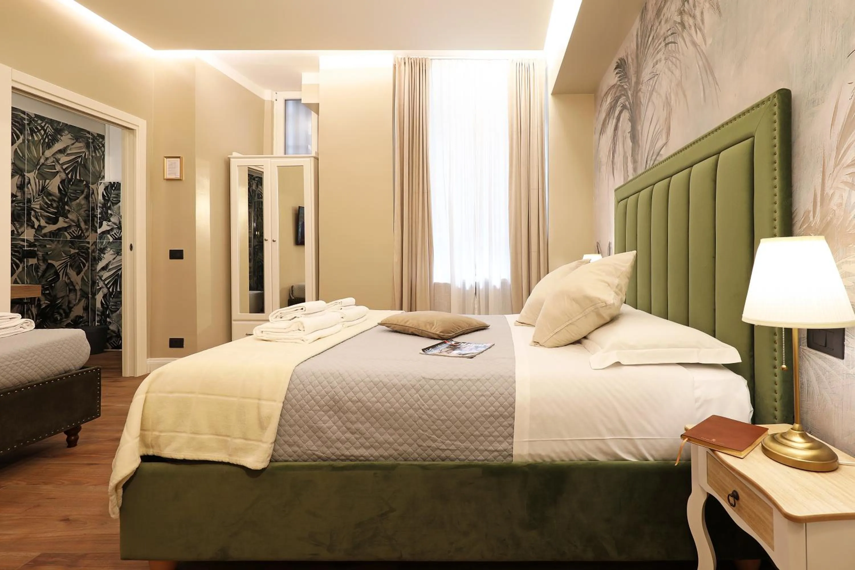 Decorative detail, Bed in Grand Tour Rome Suites - Liberty Collection