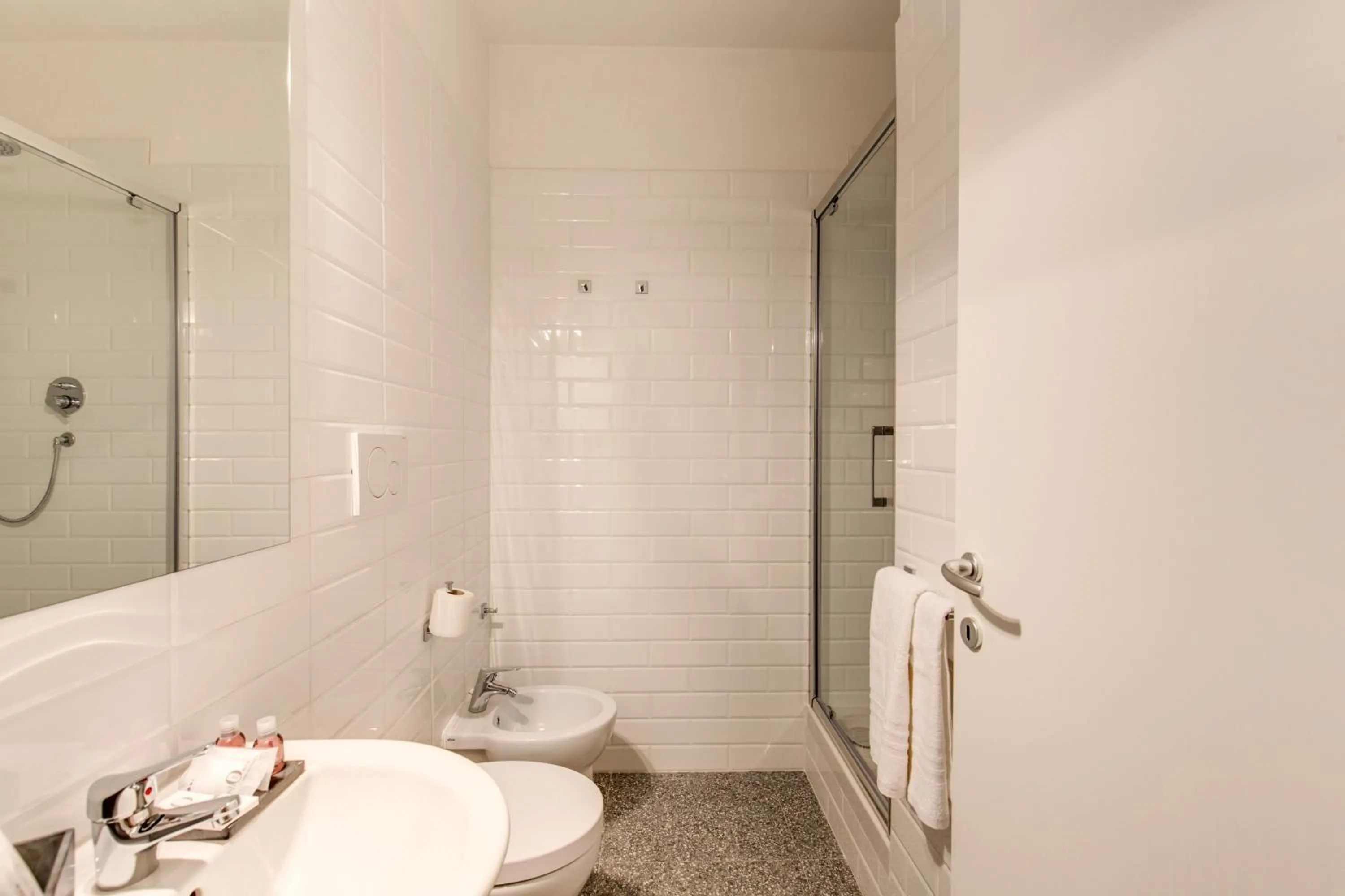 Shower in Grand Tour Rome Suites - Liberty Collection