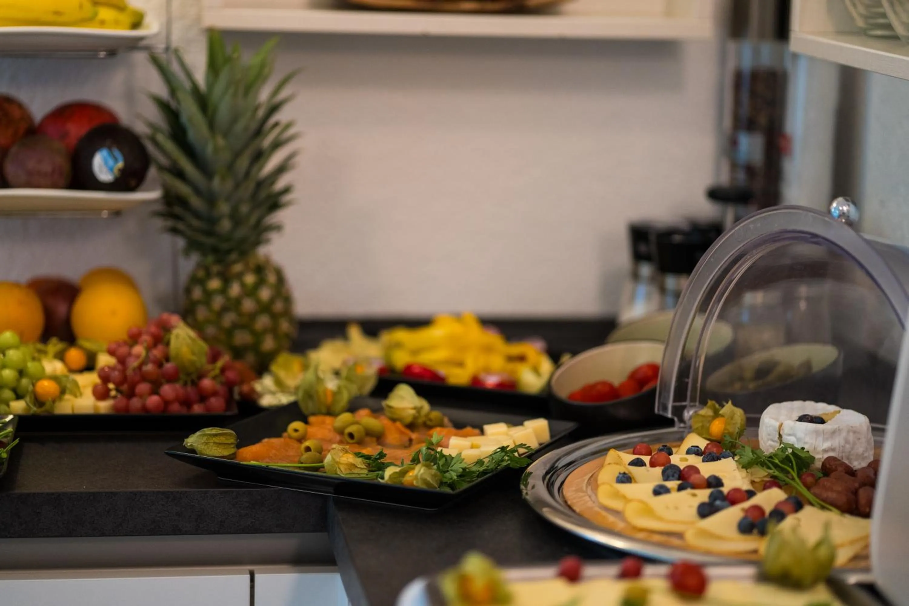 Buffet breakfast in B&B Outlet Hotel - Metzingen - Bad Urach - Free Parking