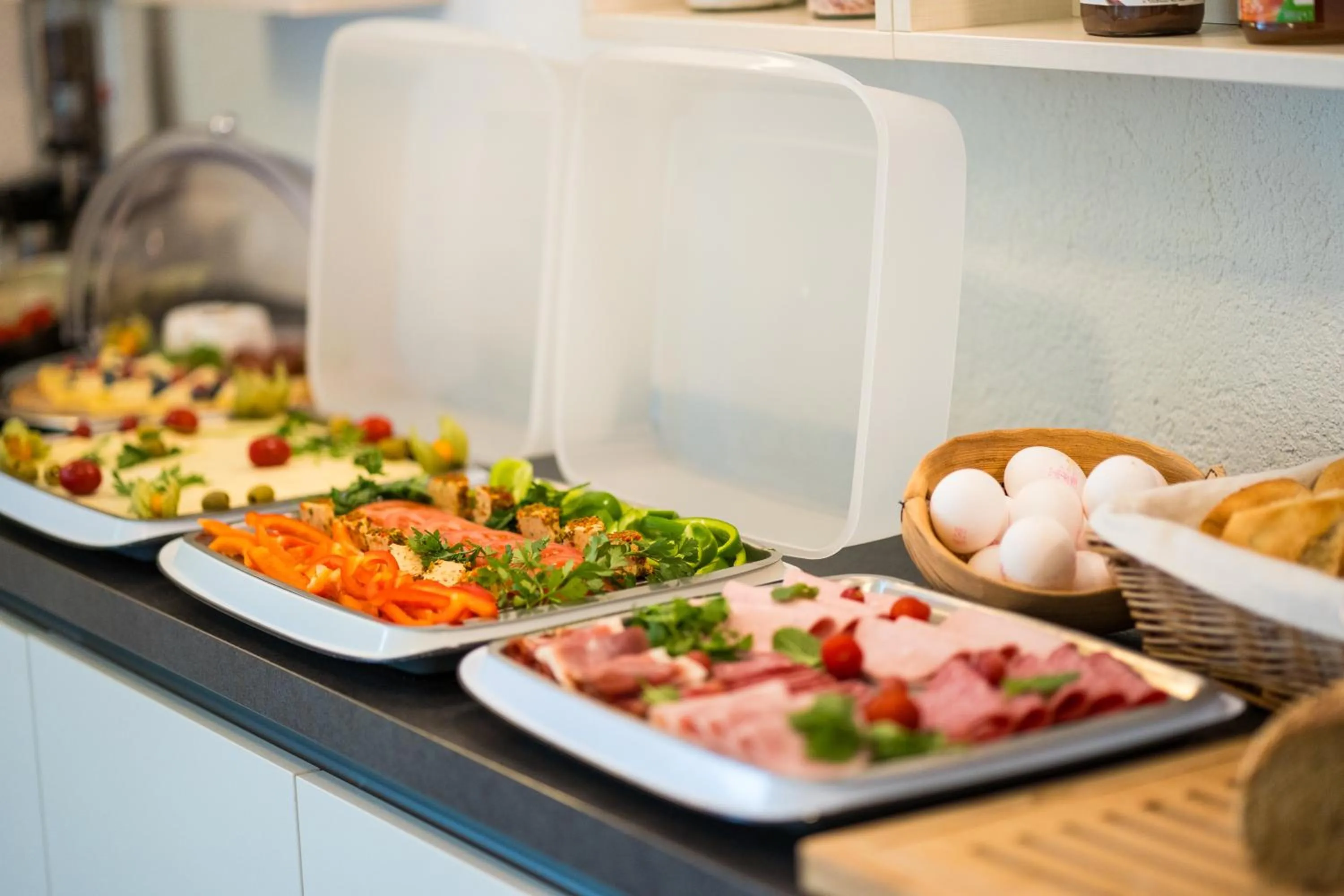 Buffet breakfast in B&B Outlet Hotel - Metzingen - Bad Urach - Free Parking