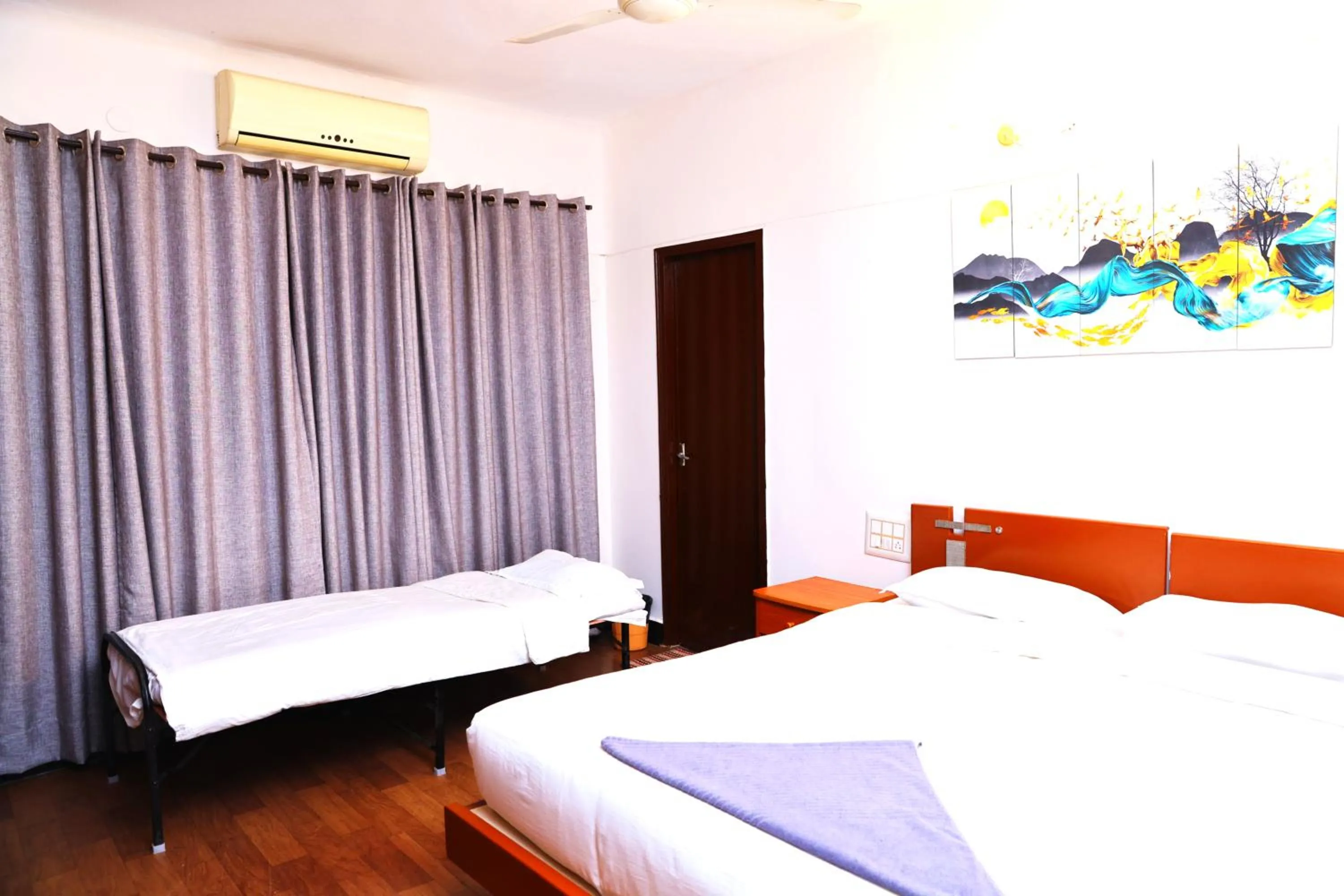 Bed in Cosy Banjara Guest House