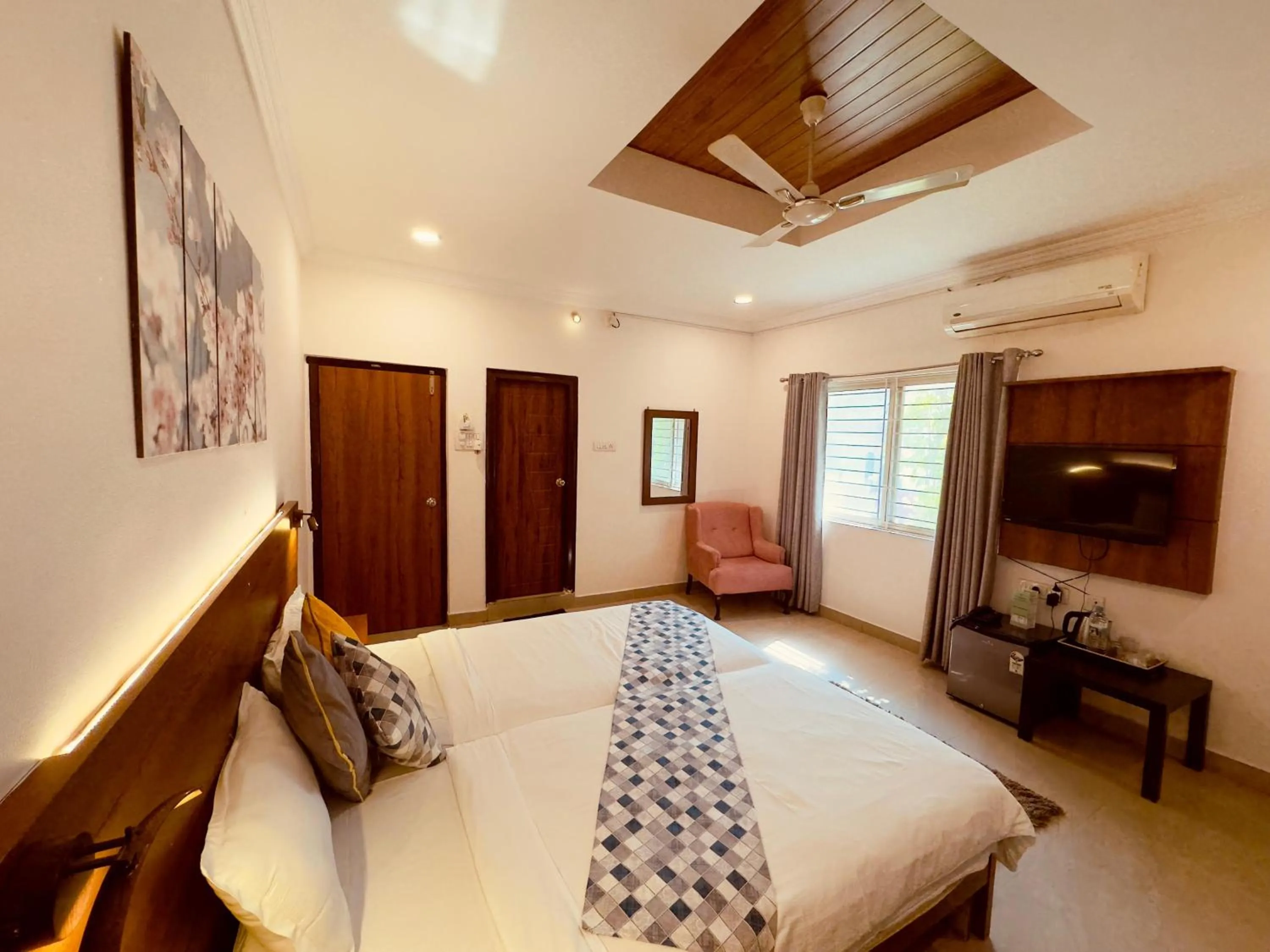 Bed in Cosy Banjara Guest House