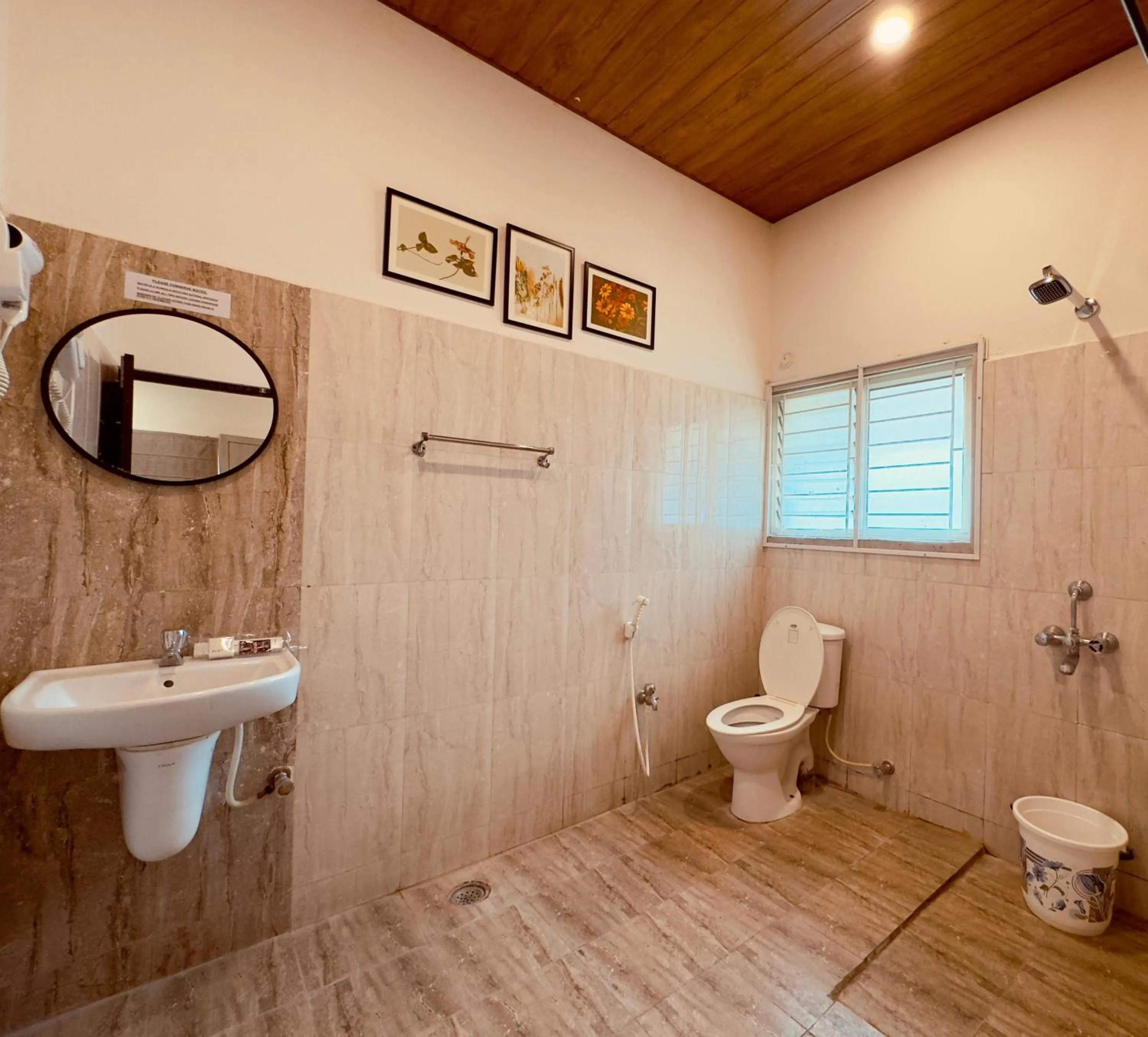 Cosy Banjara Guest House