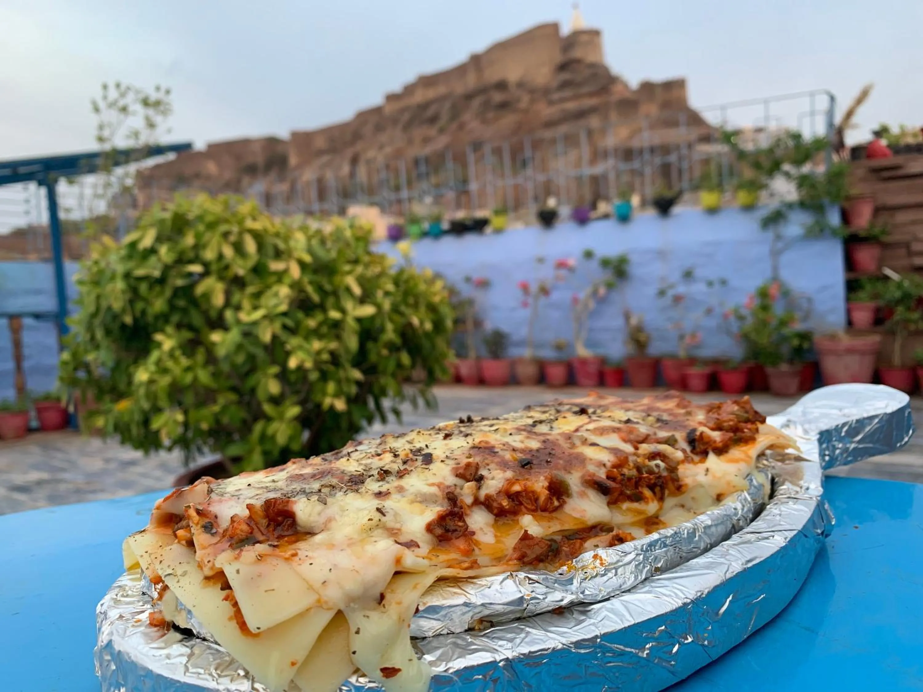 Restaurant/places to eat in Rani Mahal