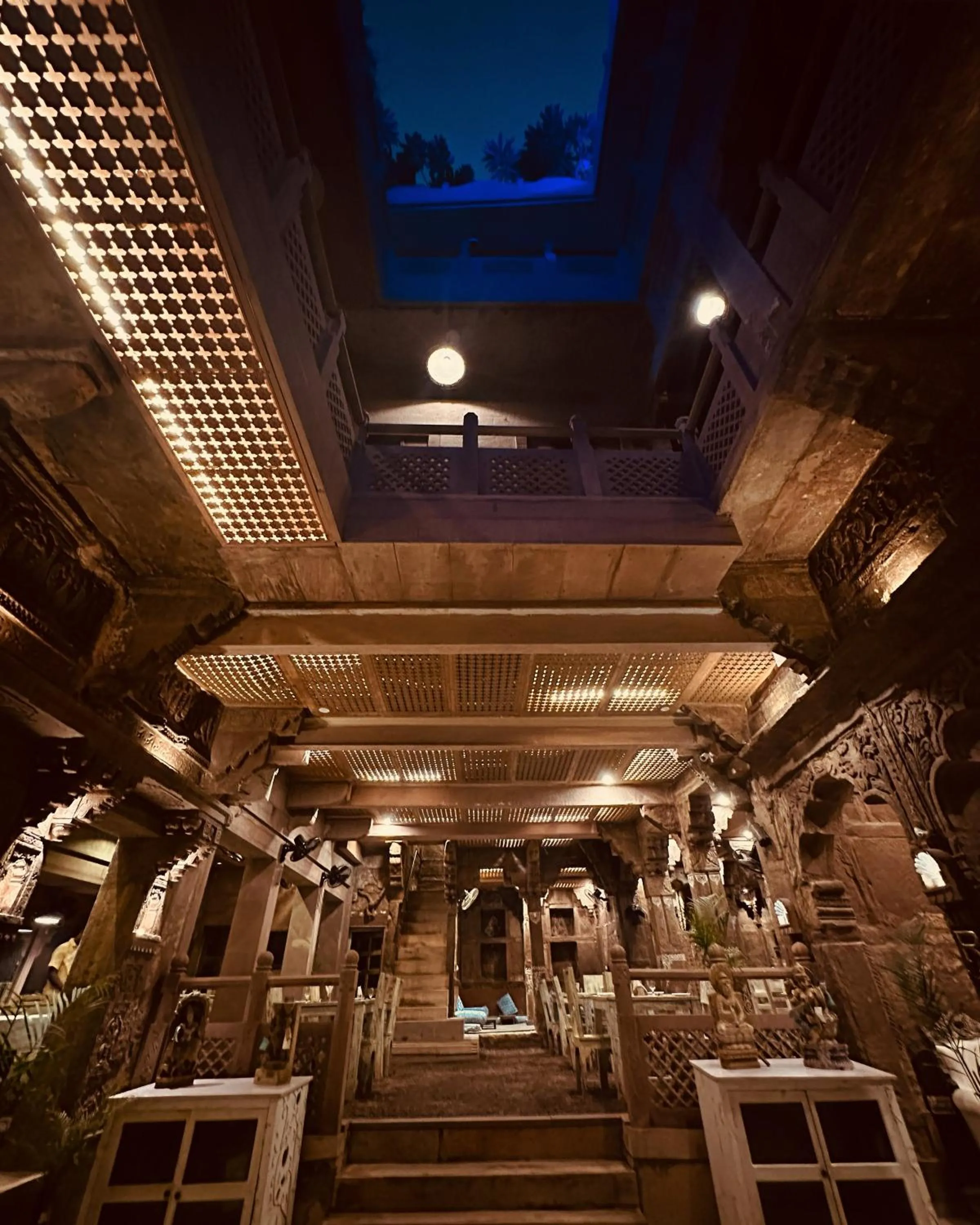 Property building in Rani Mahal