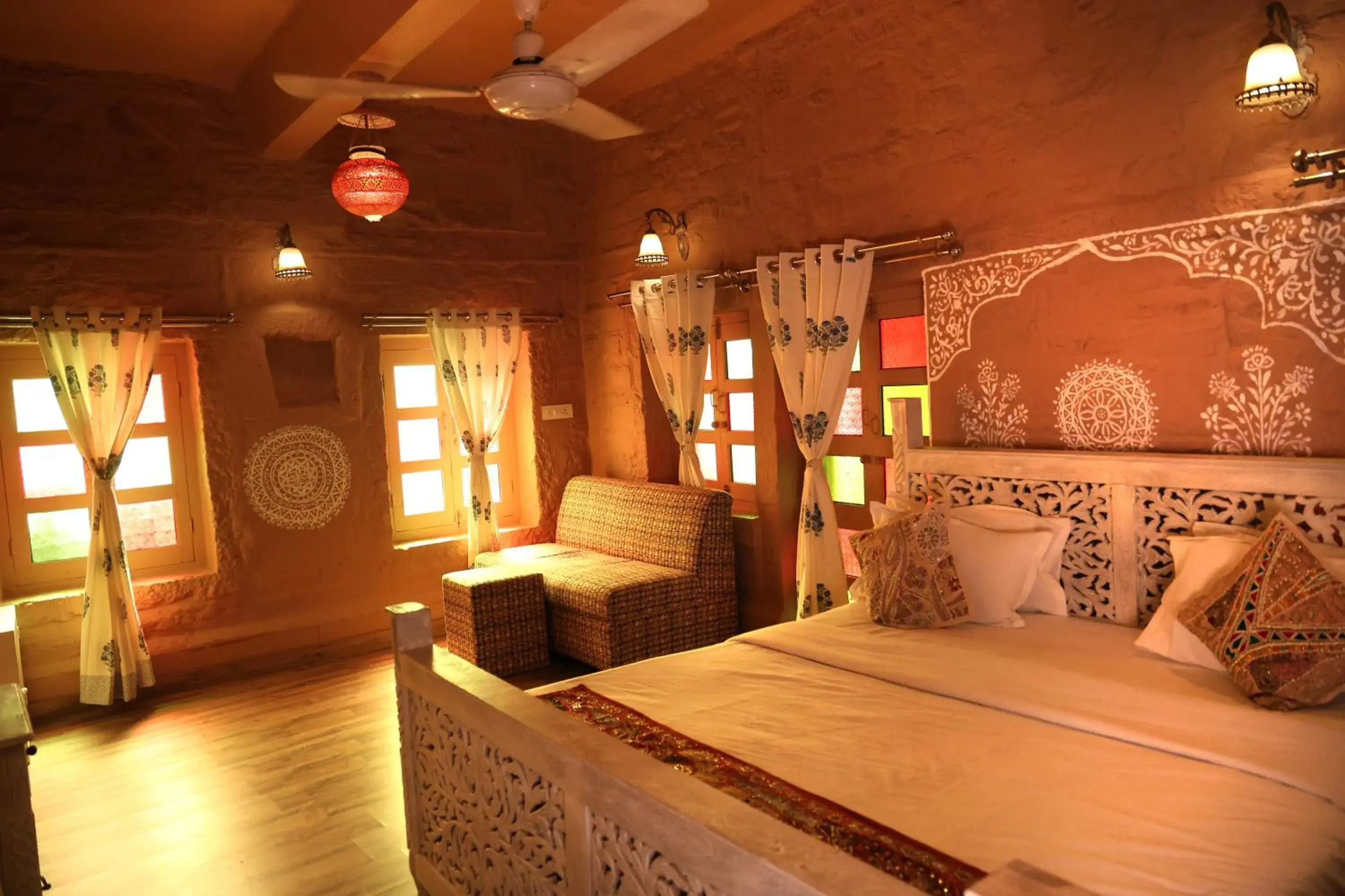 Dynasty balcony in Rani Mahal Dynasty balcony in Rani Mahal