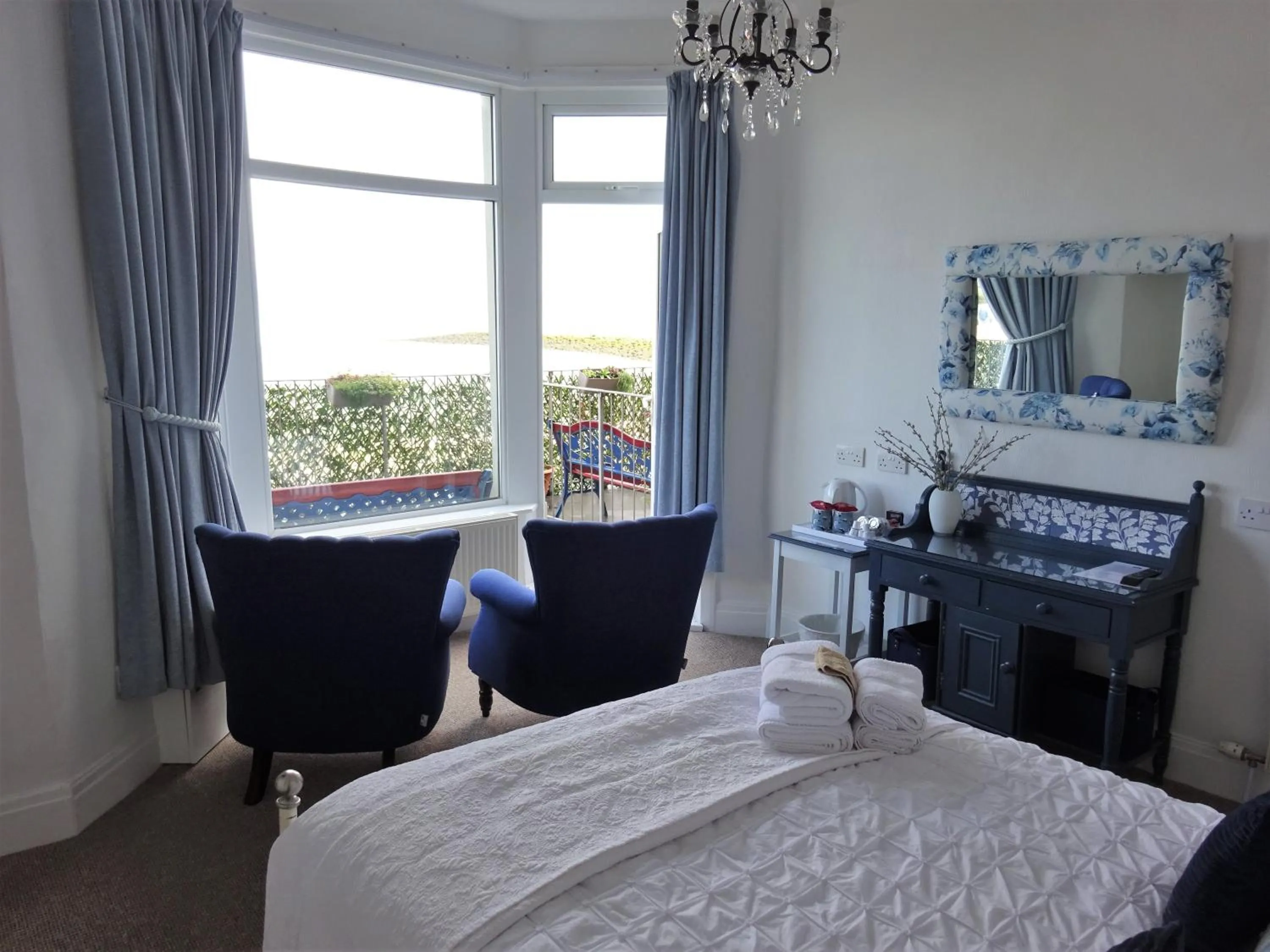 Shipping Lanes Hotel