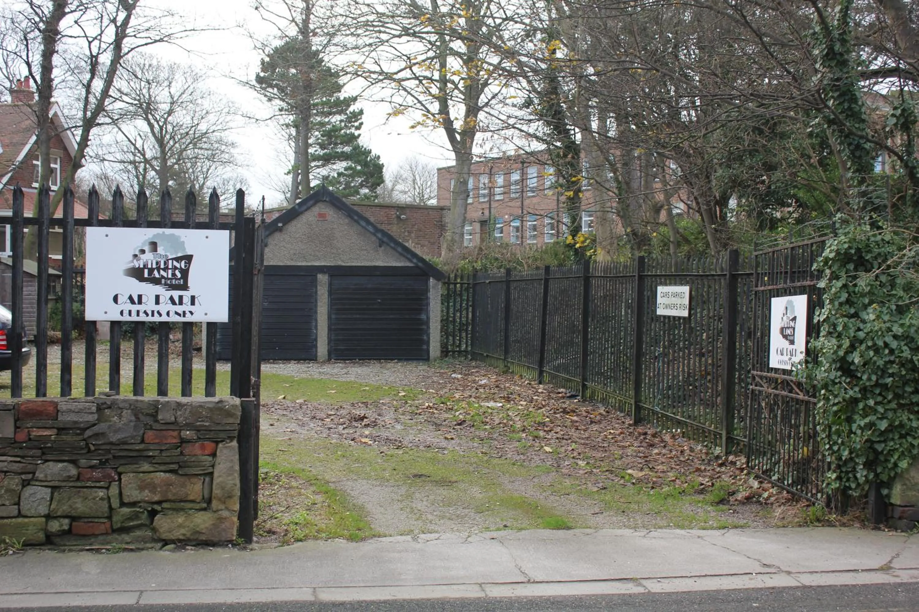 Area and facilities in Shipping Lanes Hotel