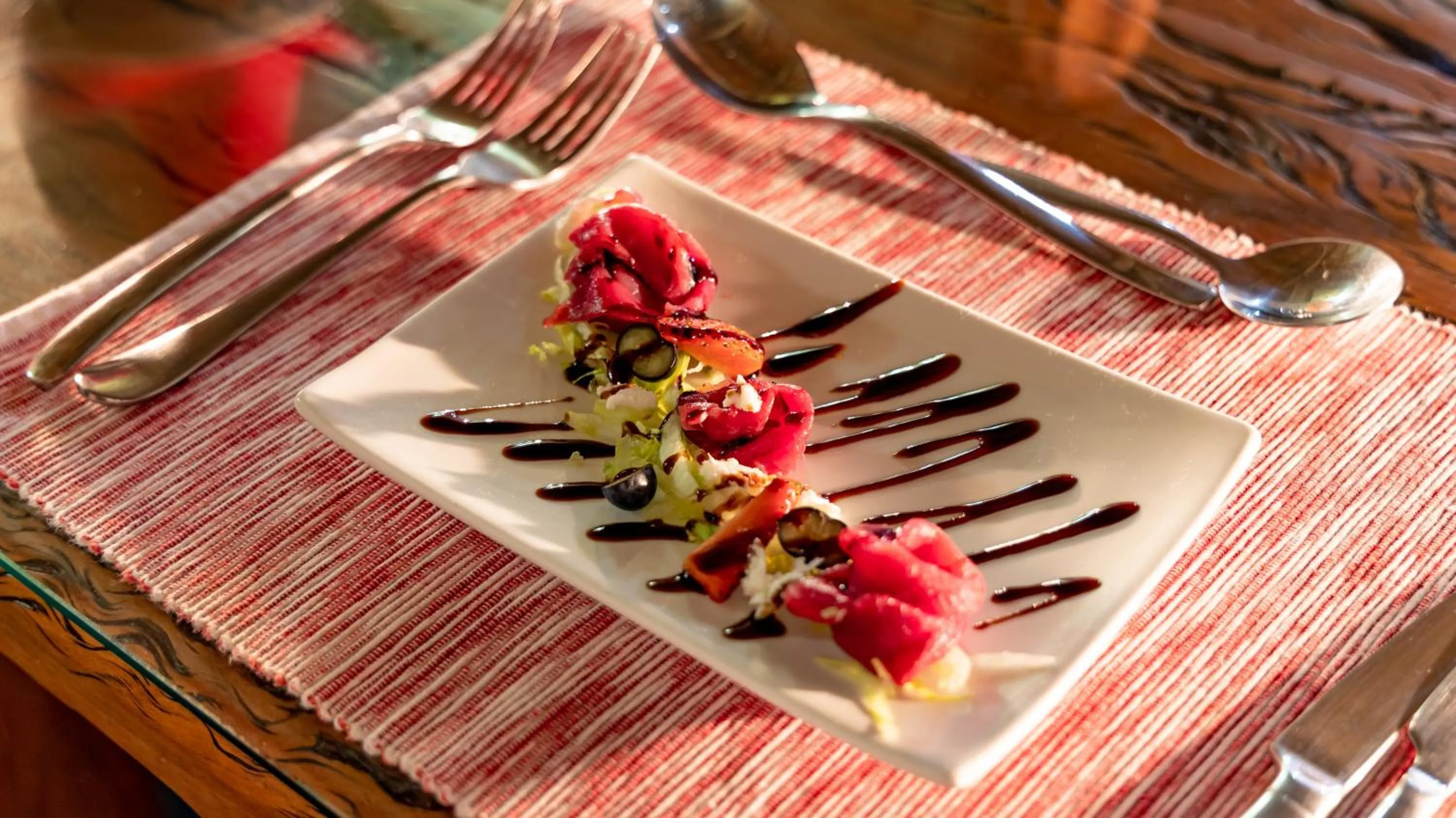 Food and drinks in Kusudalweni Safari Lodge and Spa