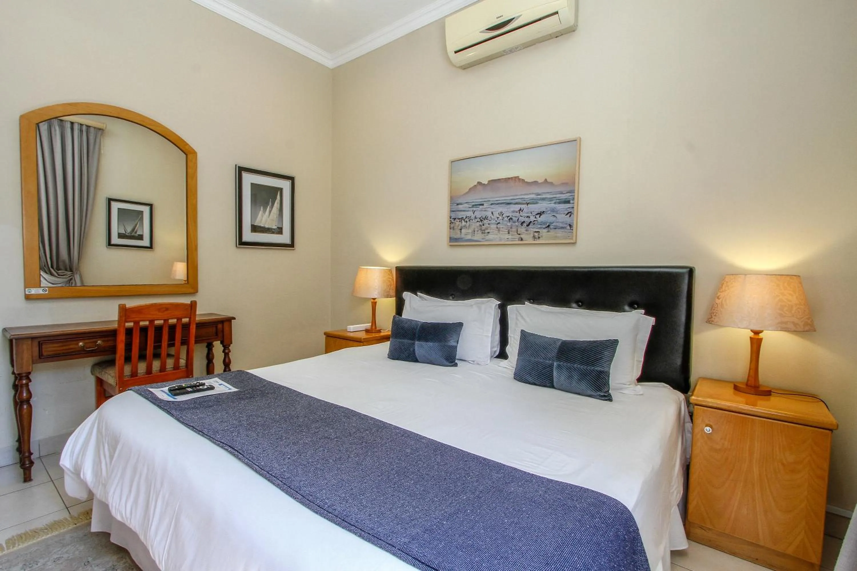 Bedroom, Bed in The Sandringham Bed & Breakfast and Self-Catering