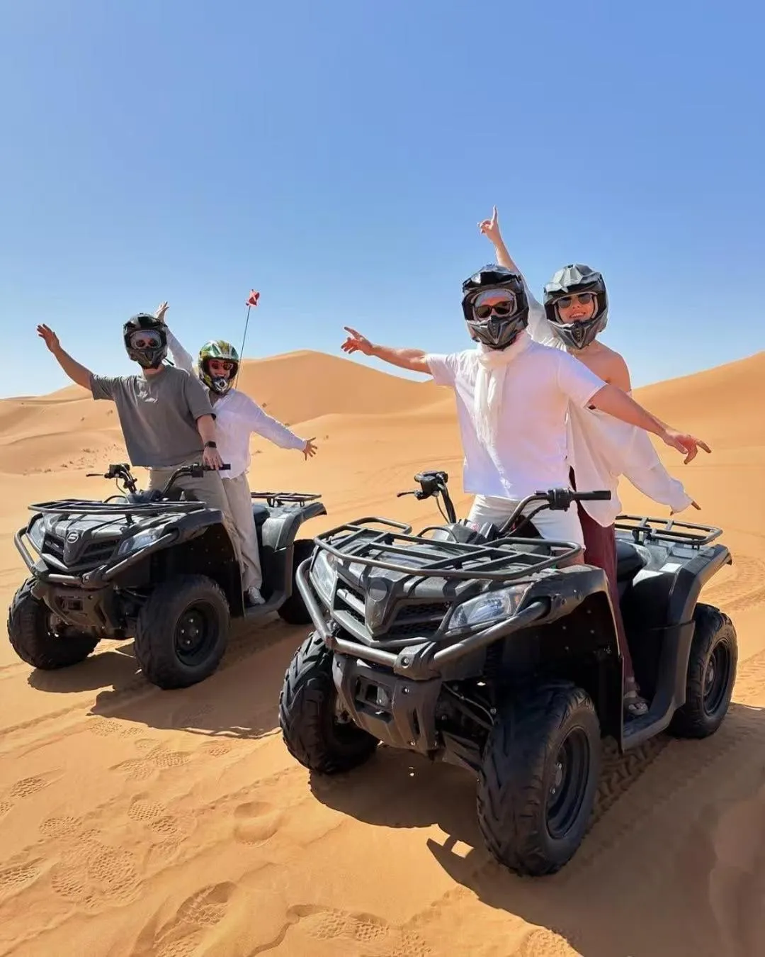 Merzouga Luxury Camp