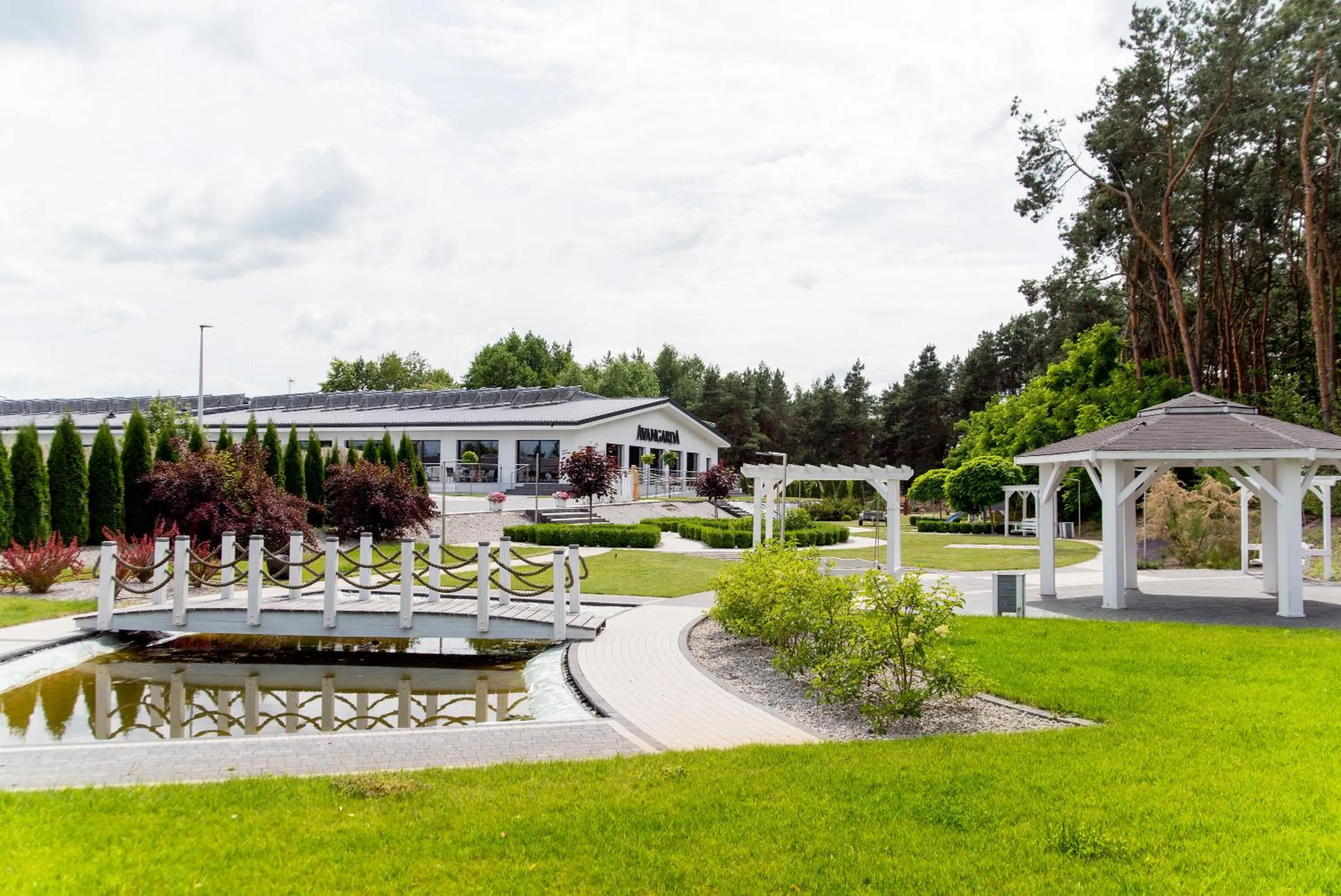 Garden in Zajazd Avangarda