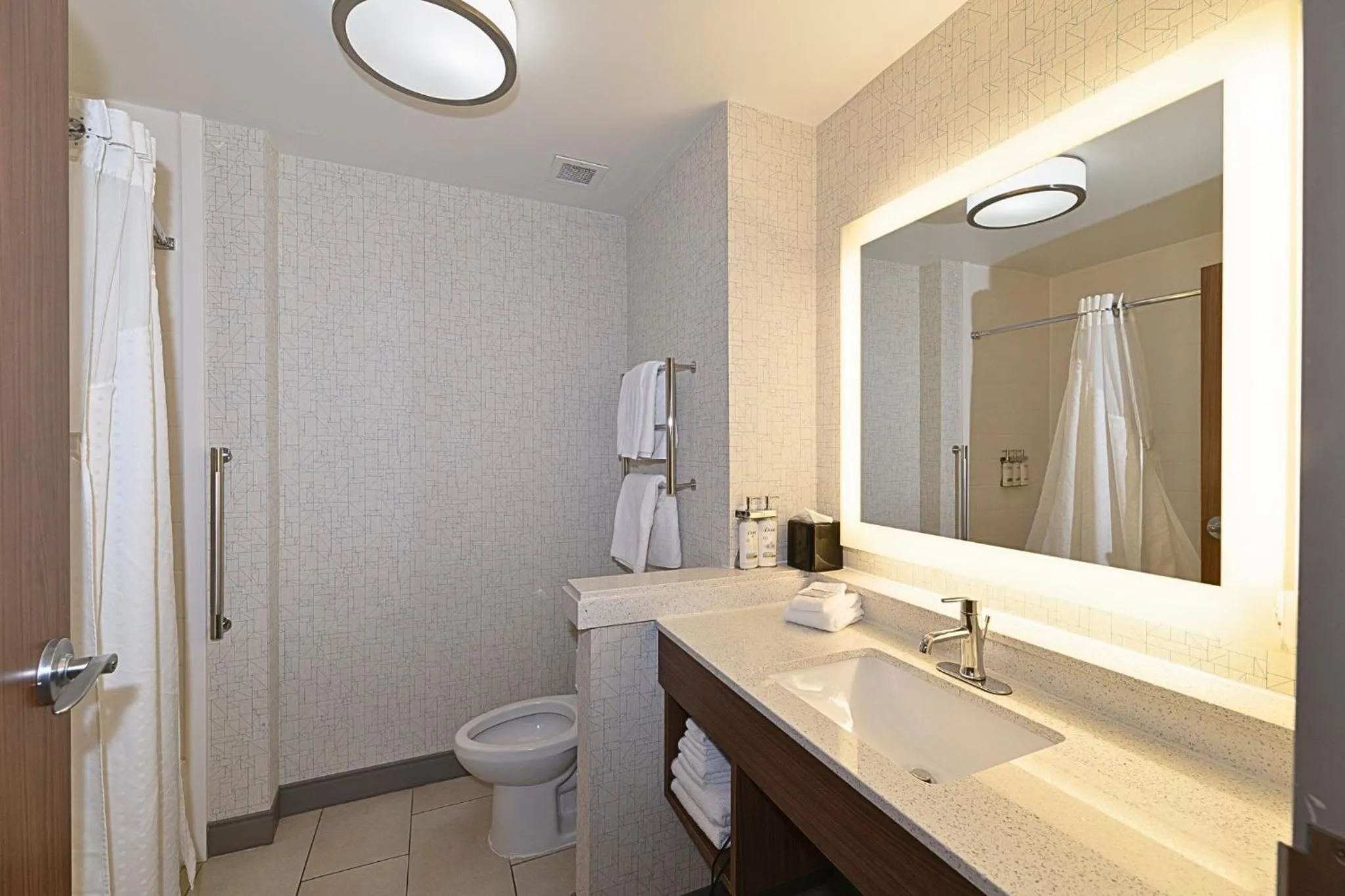 Bathroom in Holiday Inn Express Jasper by IHG