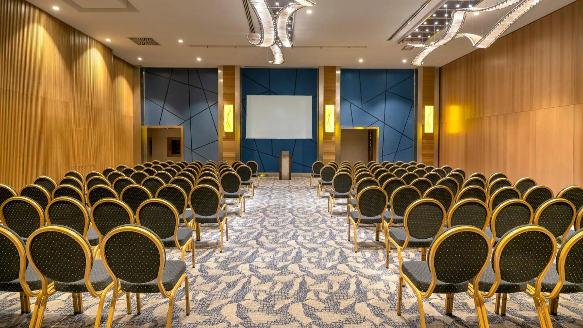 Meeting/conference room in Crowne Plaza Florya Istanbul by IHG