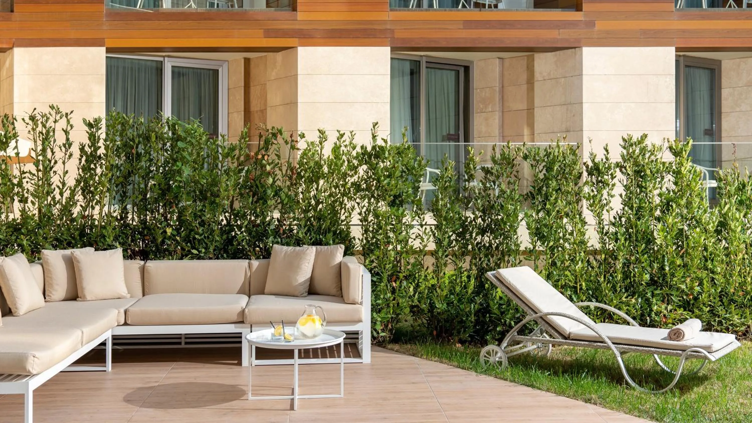 Photo of the whole room in Crowne Plaza Florya Istanbul by IHG