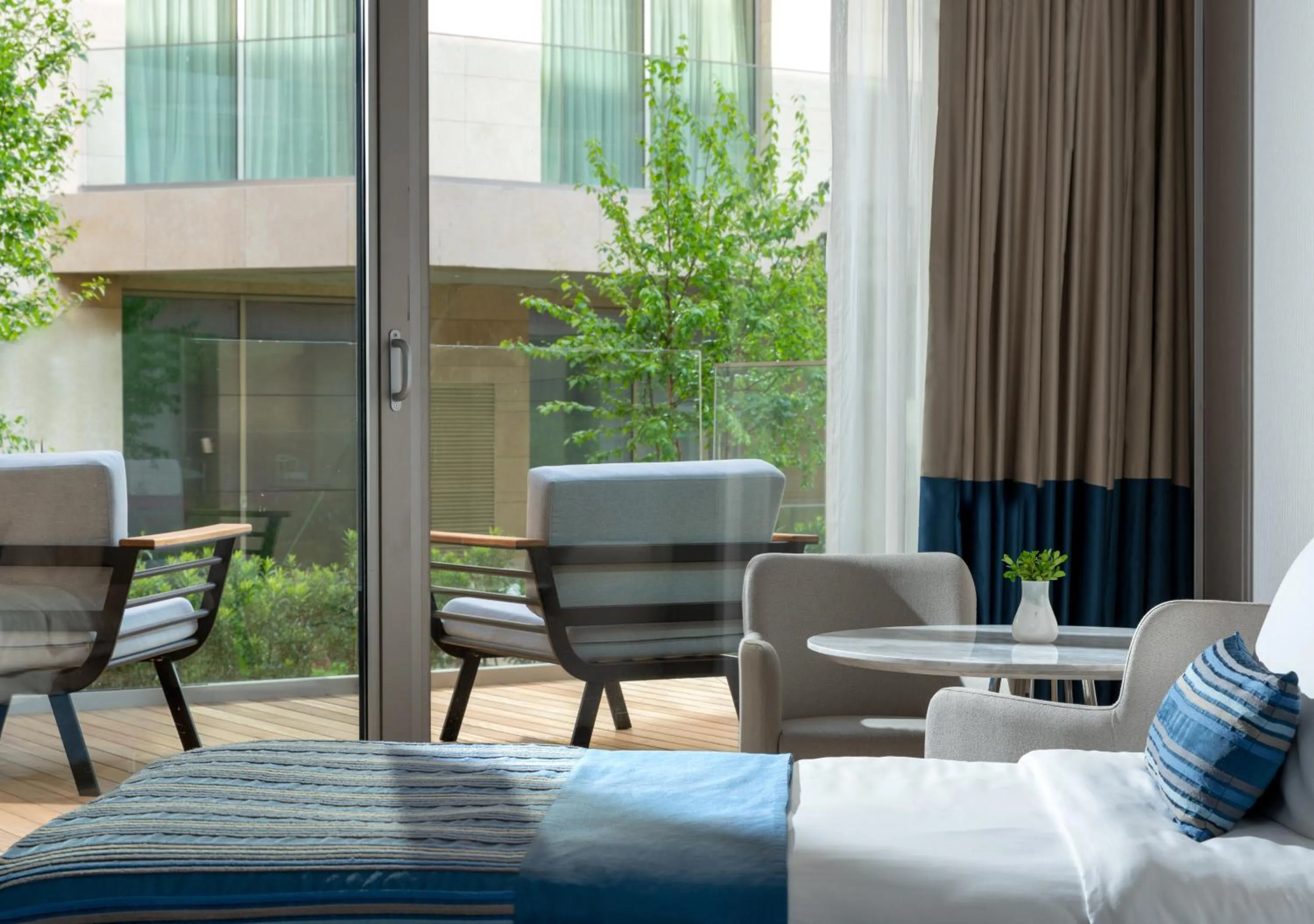 Photo of the whole room in Crowne Plaza Florya Istanbul by IHG