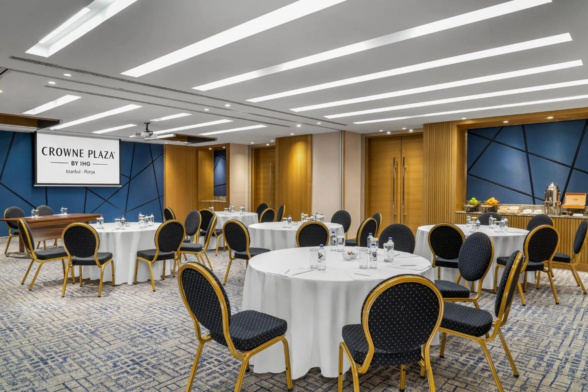 Meeting/conference room in Crowne Plaza Florya Istanbul by IHG
