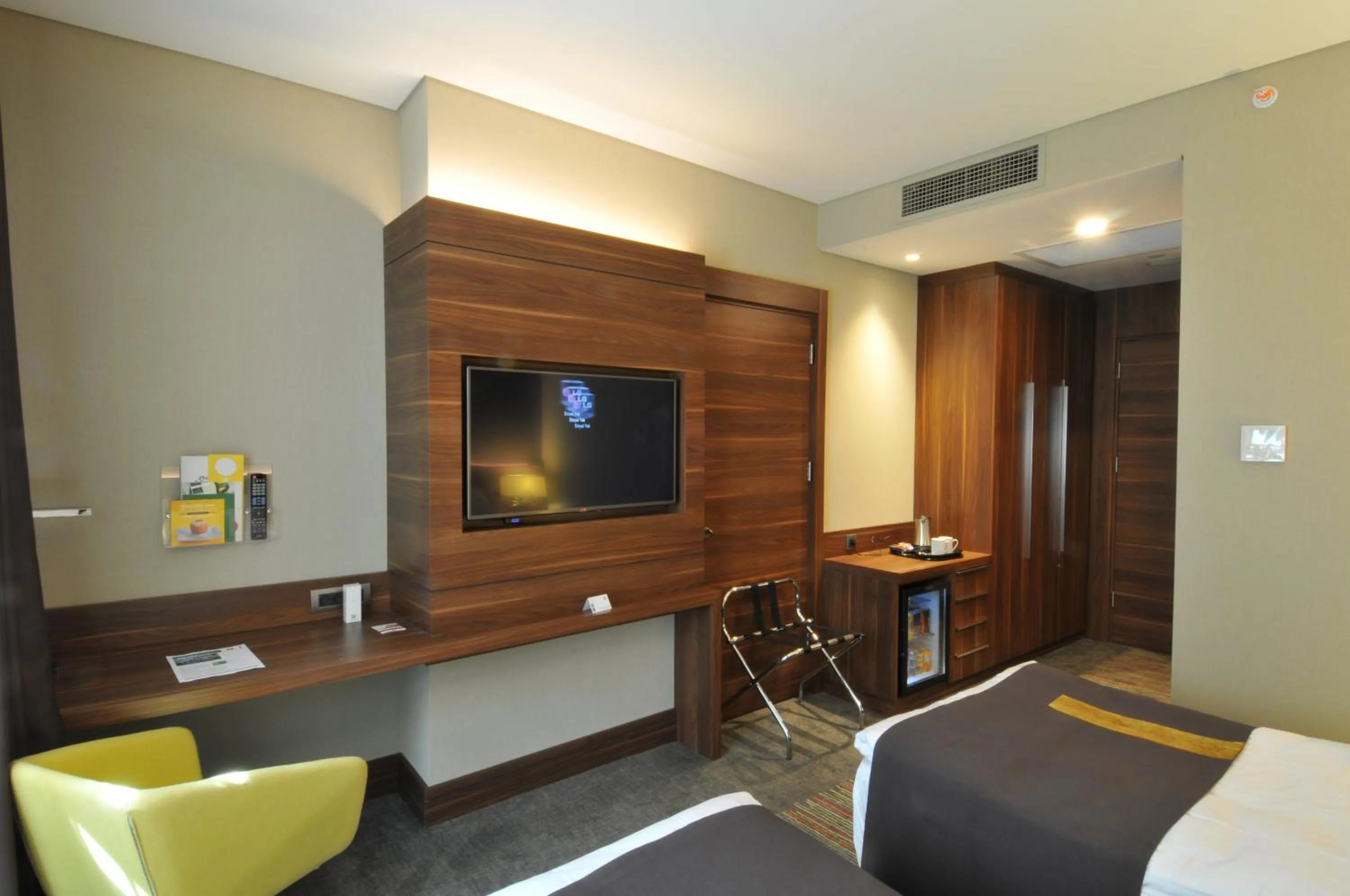 Photo of the whole room, Bed in Holiday Inn Istanbul - Kadikoy by IHG