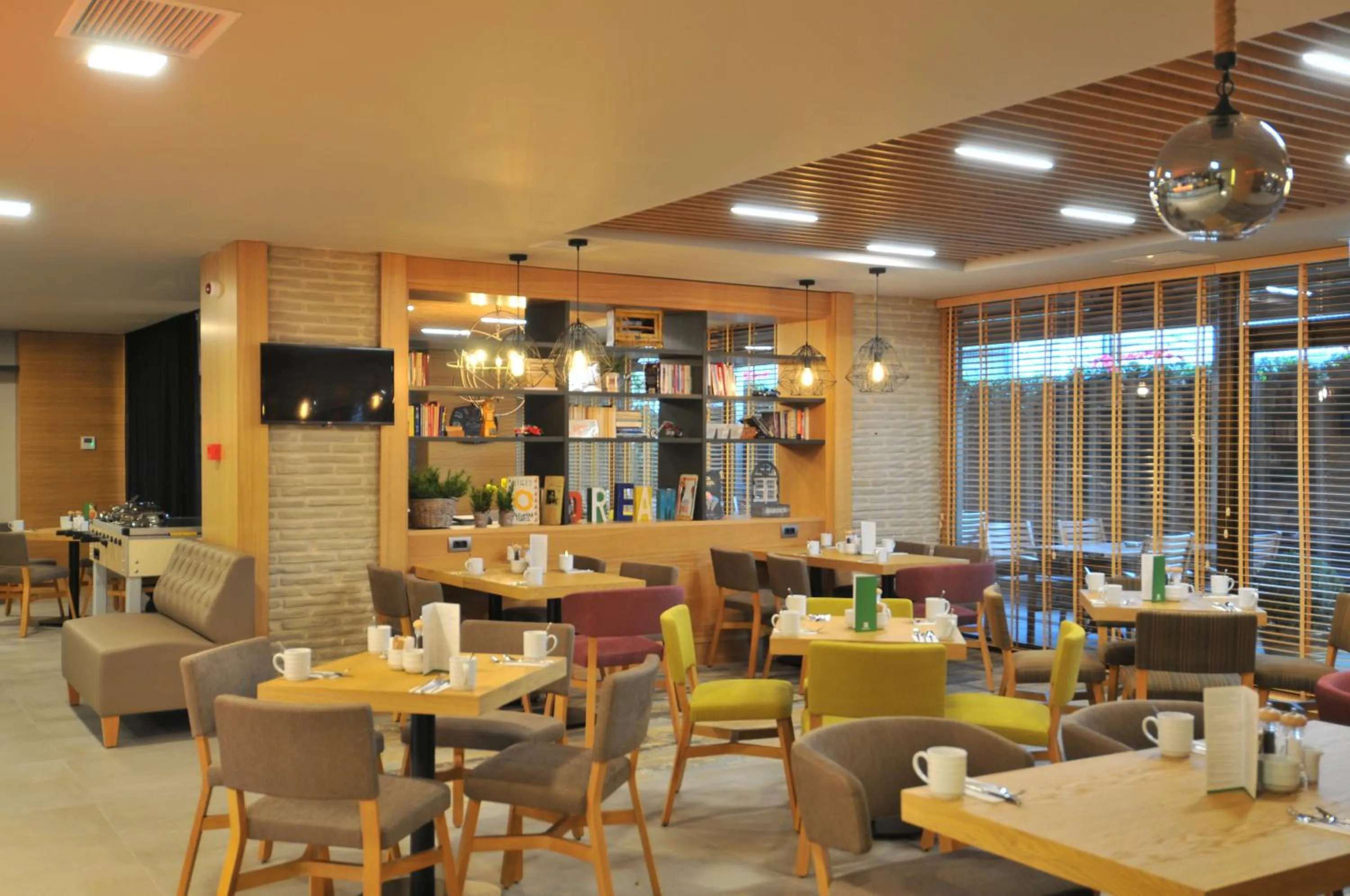 Restaurant/places to eat in Holiday Inn Istanbul - Kadikoy by IHG