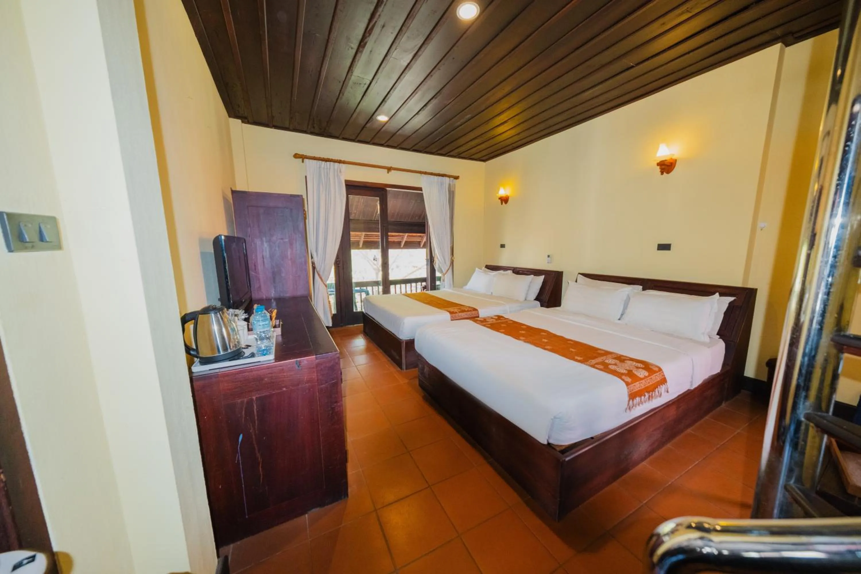 Standard Family Room in Bualuang Hotel