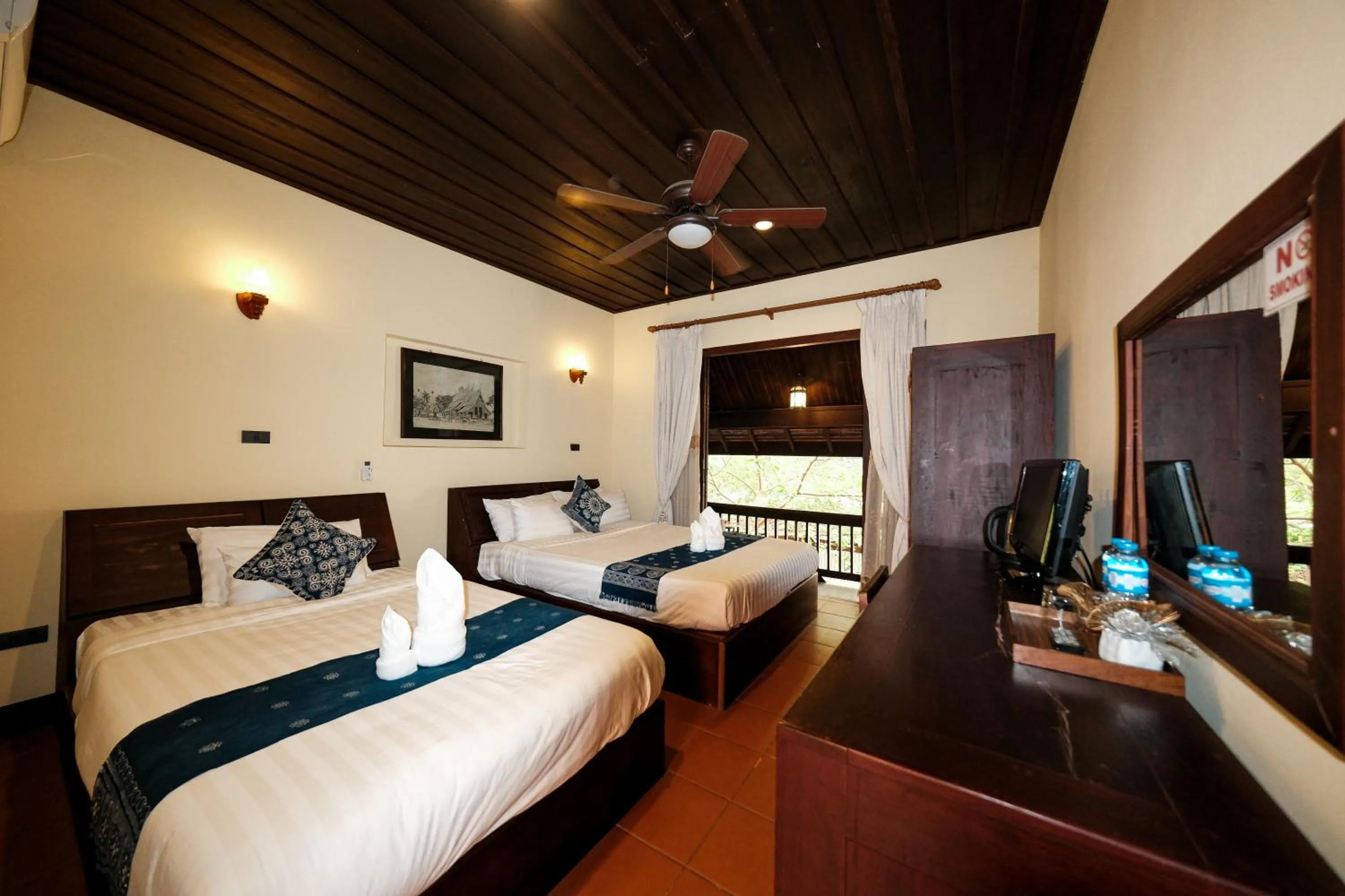Triple Room with Terrace in Bualuang Hotel