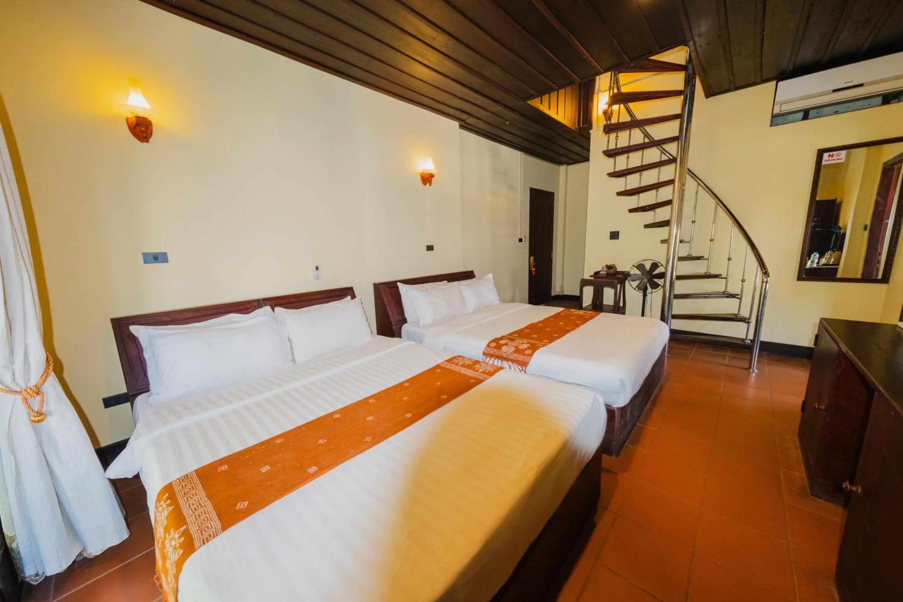 Standard Family Room in Bualuang Hotel