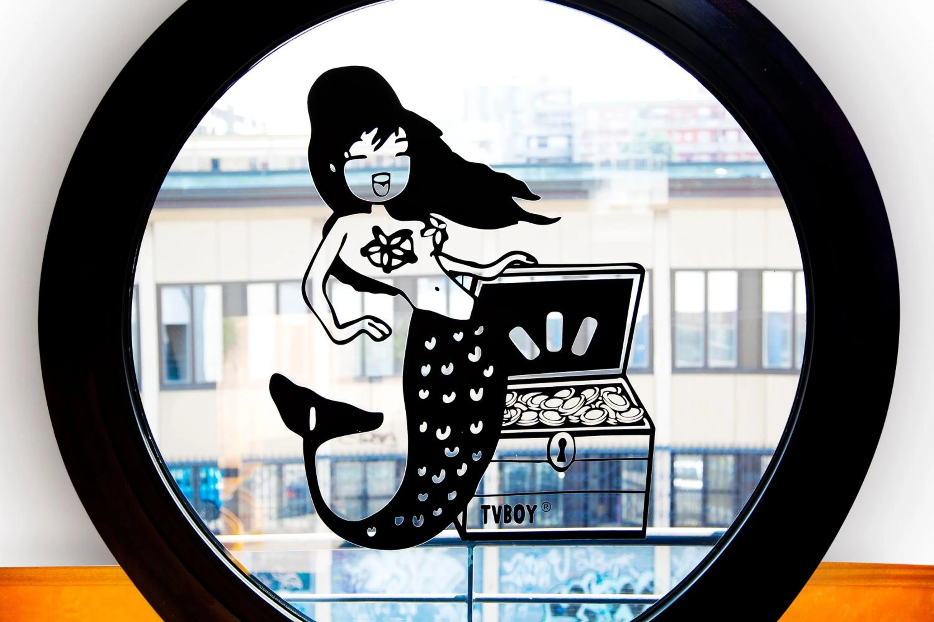 Decorative detail in La Cordata Accommodation - Zumbini 6