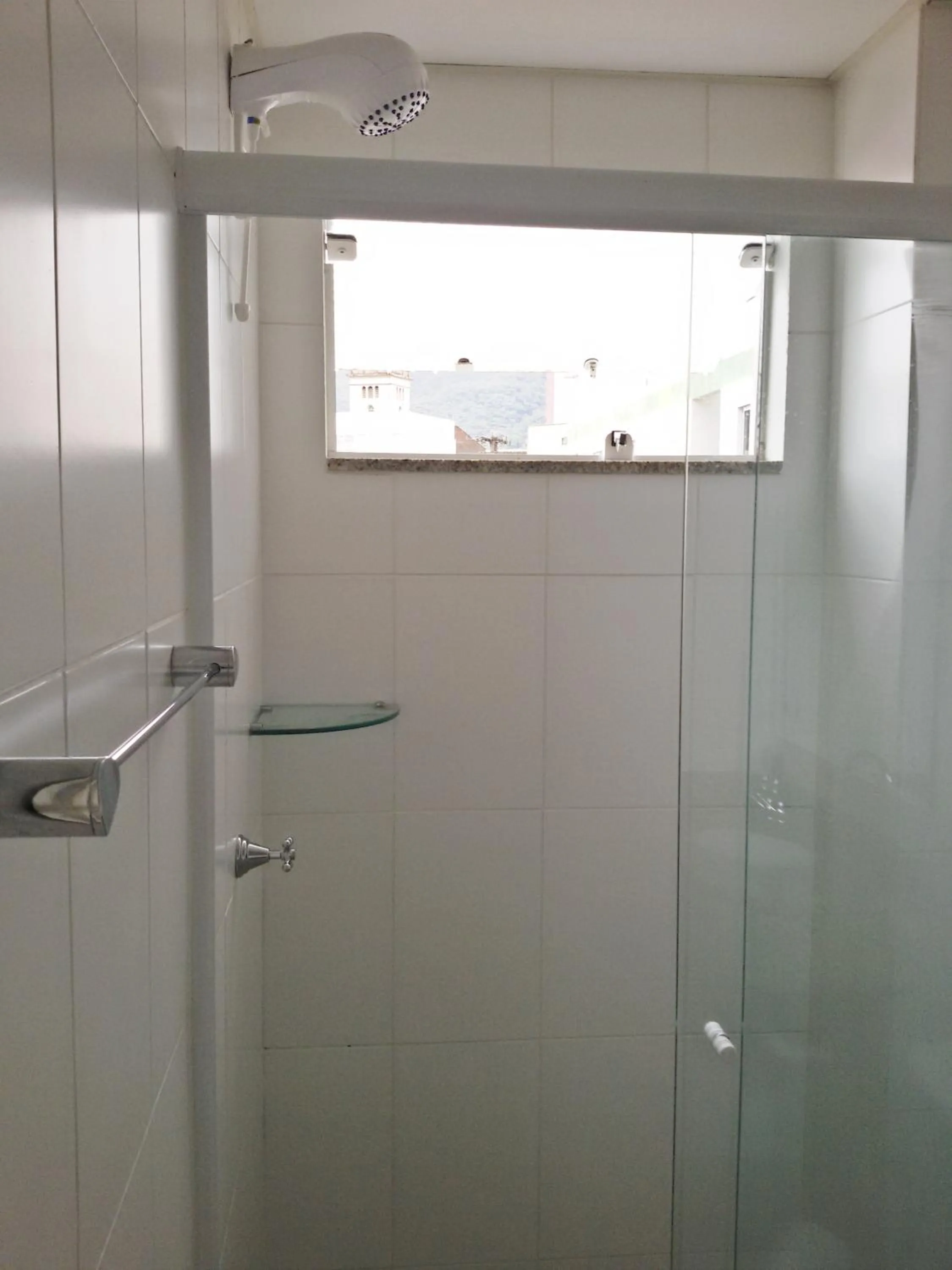 Shower in Hotel Nelo