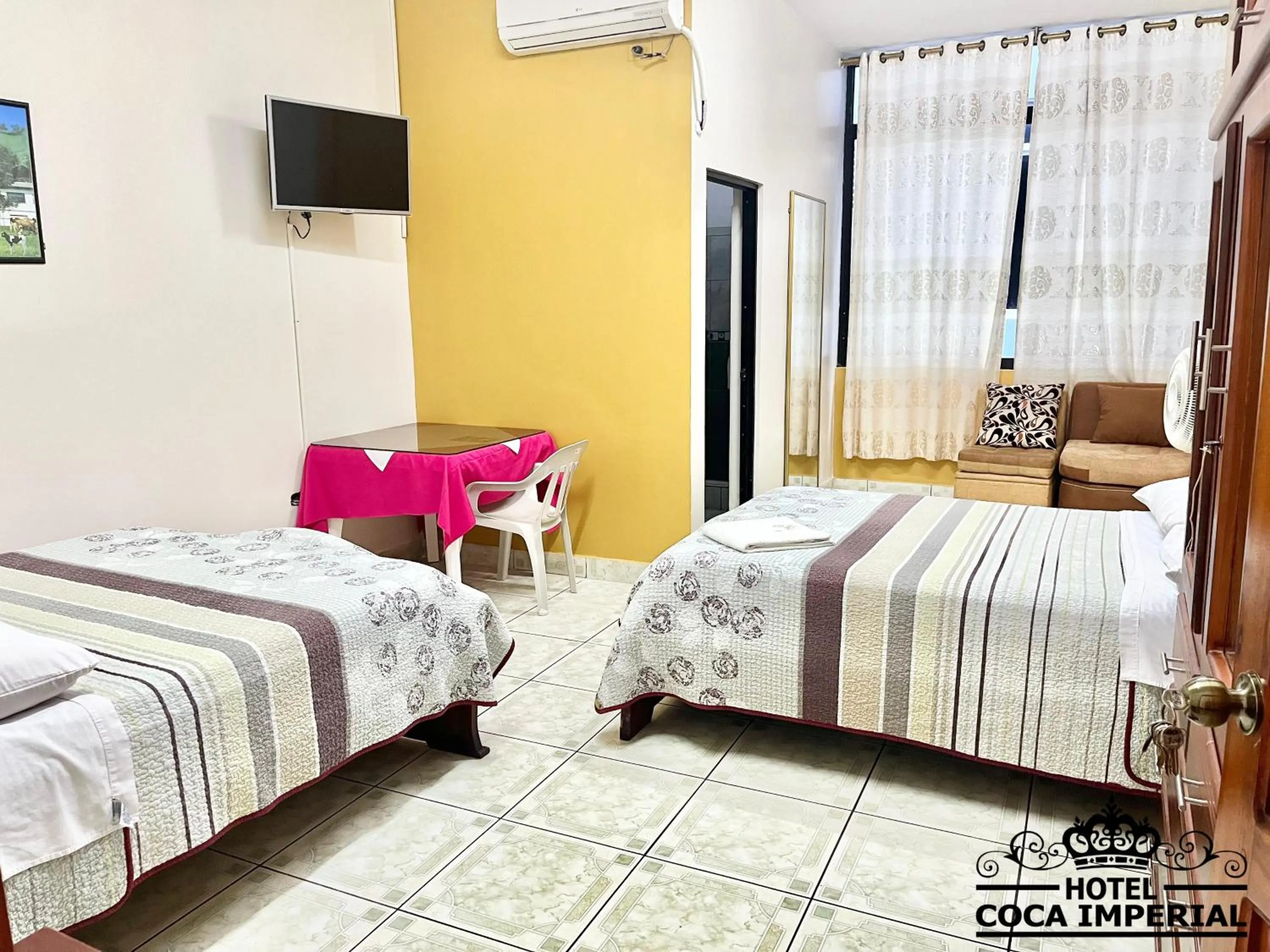 Bed in Hotel Coca Imperial