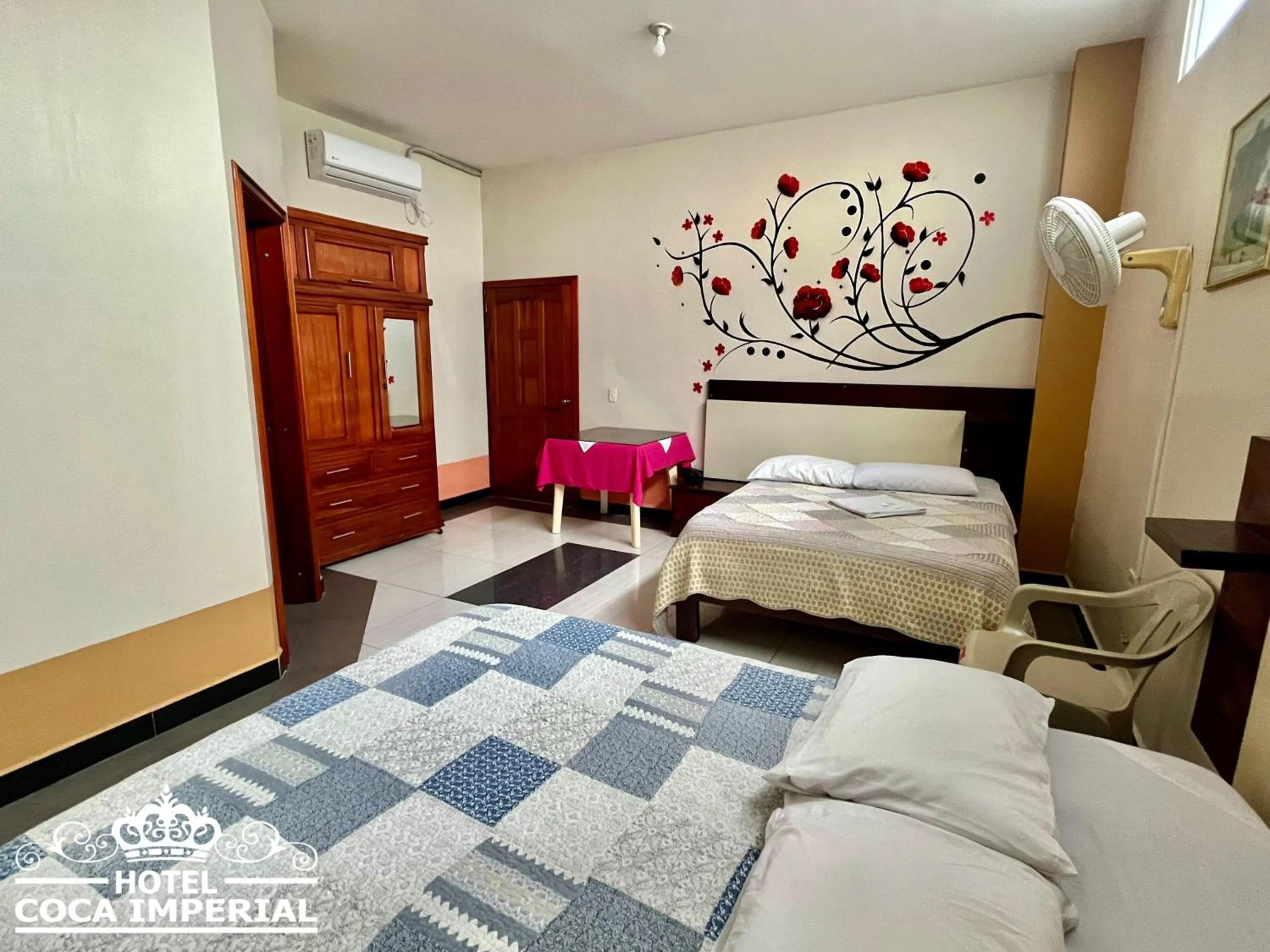 Bed in Hotel Coca Imperial