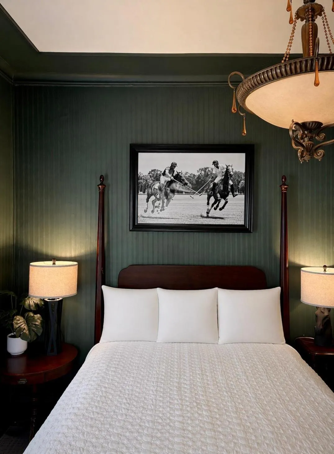 Standard Queen Room in The Ginkgo Tree