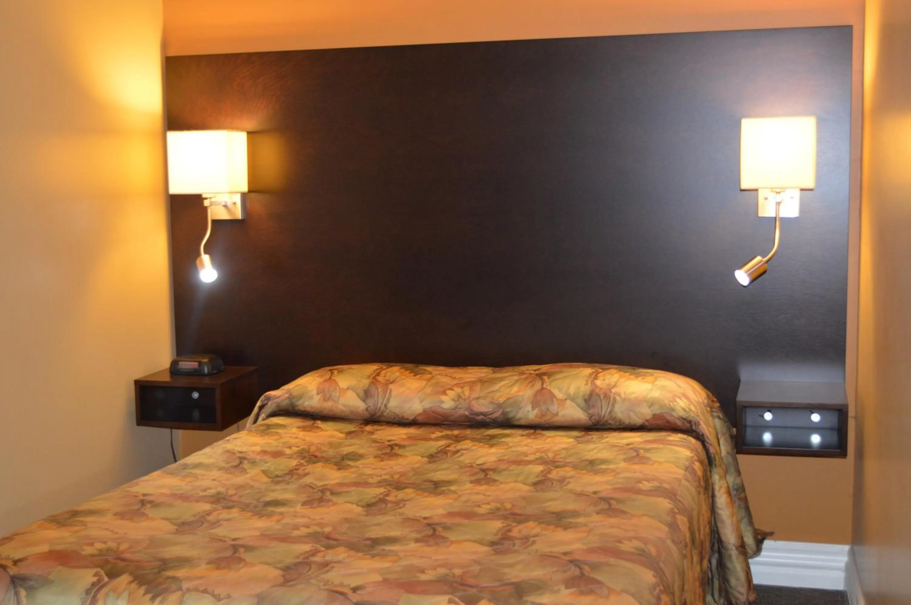 Bed in Hôtel Maison Blanche