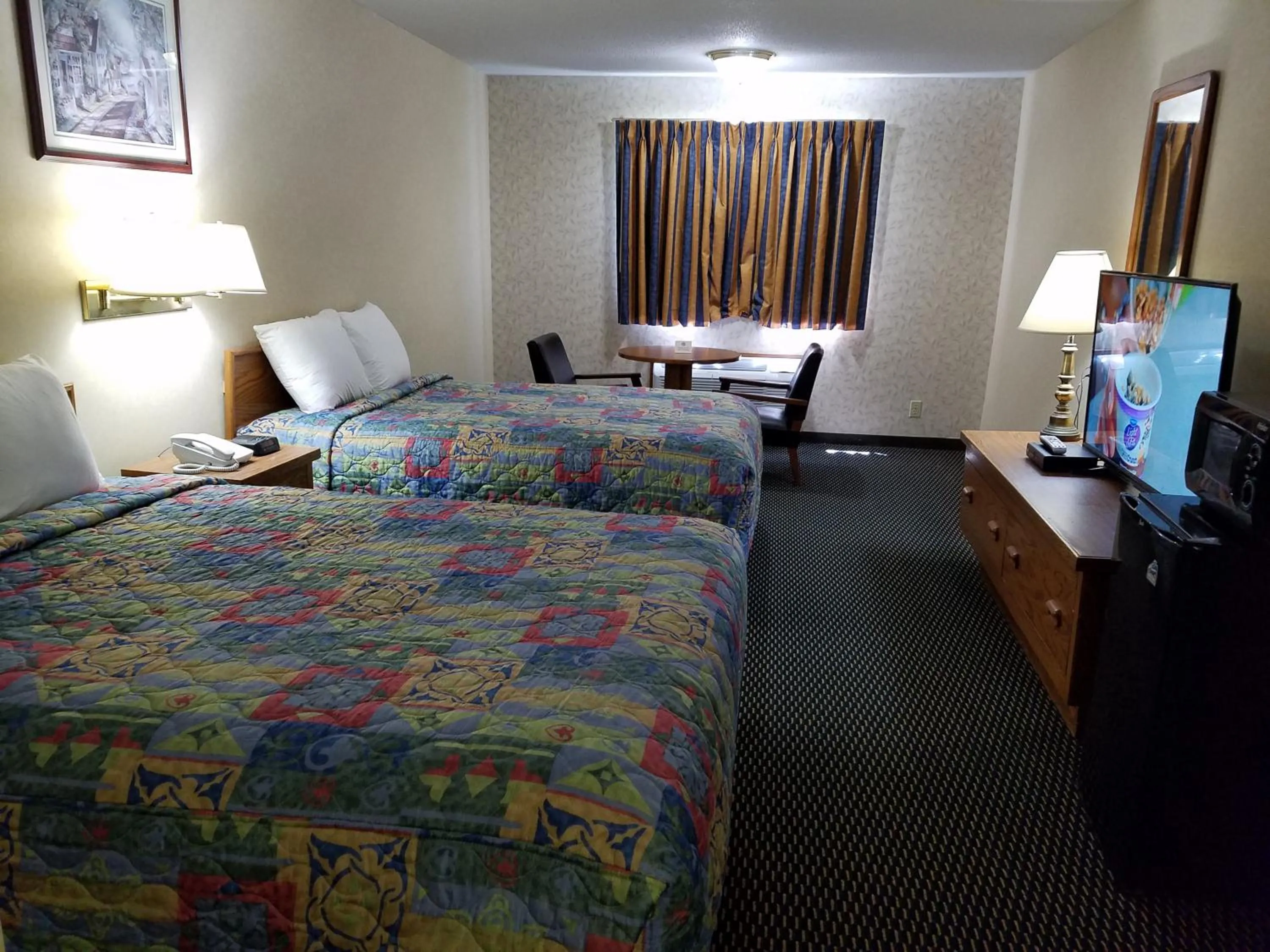 Photo of the whole room, Bed in Rodeway Inn Blair